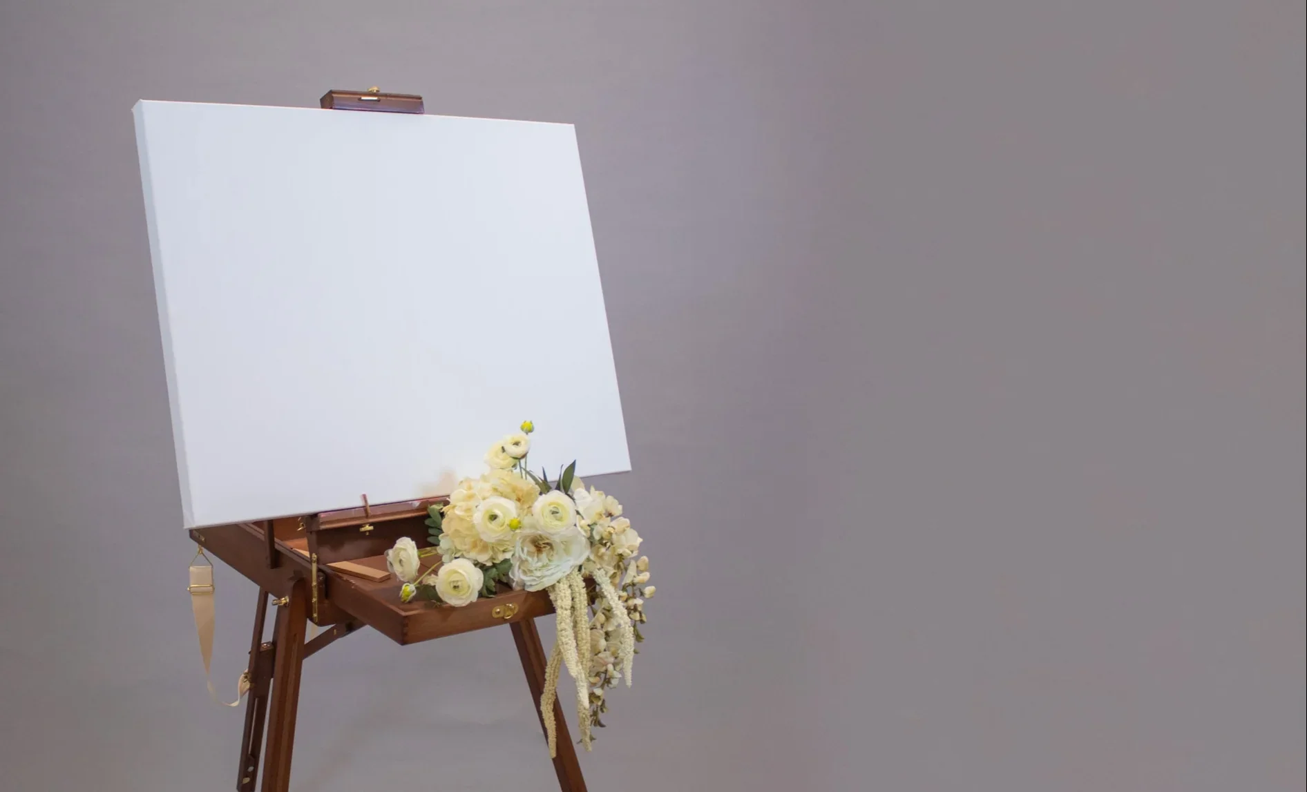 canvas-left.webp