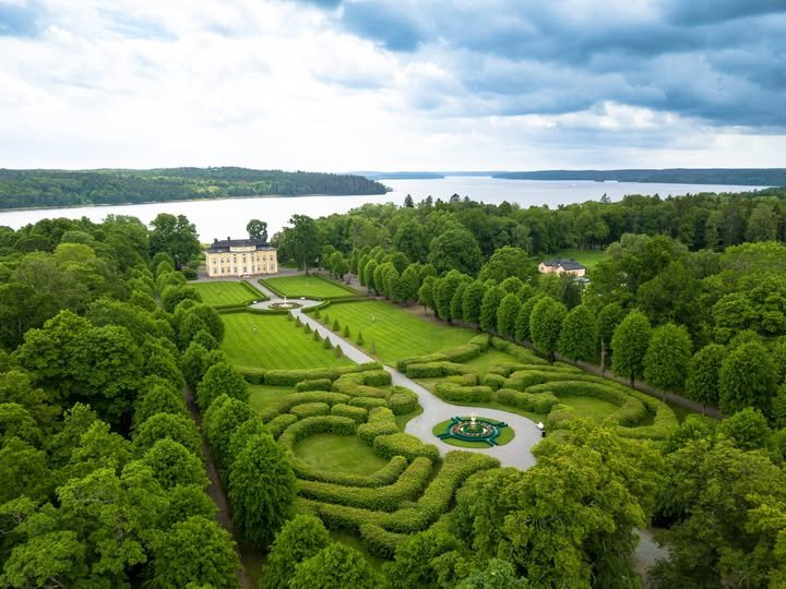 Steninge slott connoisseur.jpg