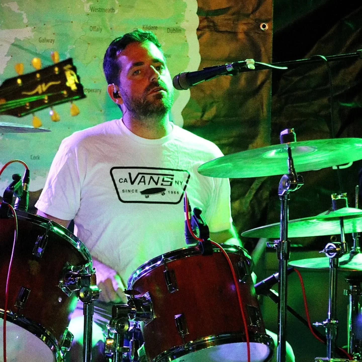 Looking forward to some upcoming gigs over the month of December 🥳👏

Here's some cool shots from a recent gig thanks to our buddy Aaron over at @disturbance_letterkenny taken in @centralbarlk 🔥🔥

If you're out and about, make sure to catch up wit