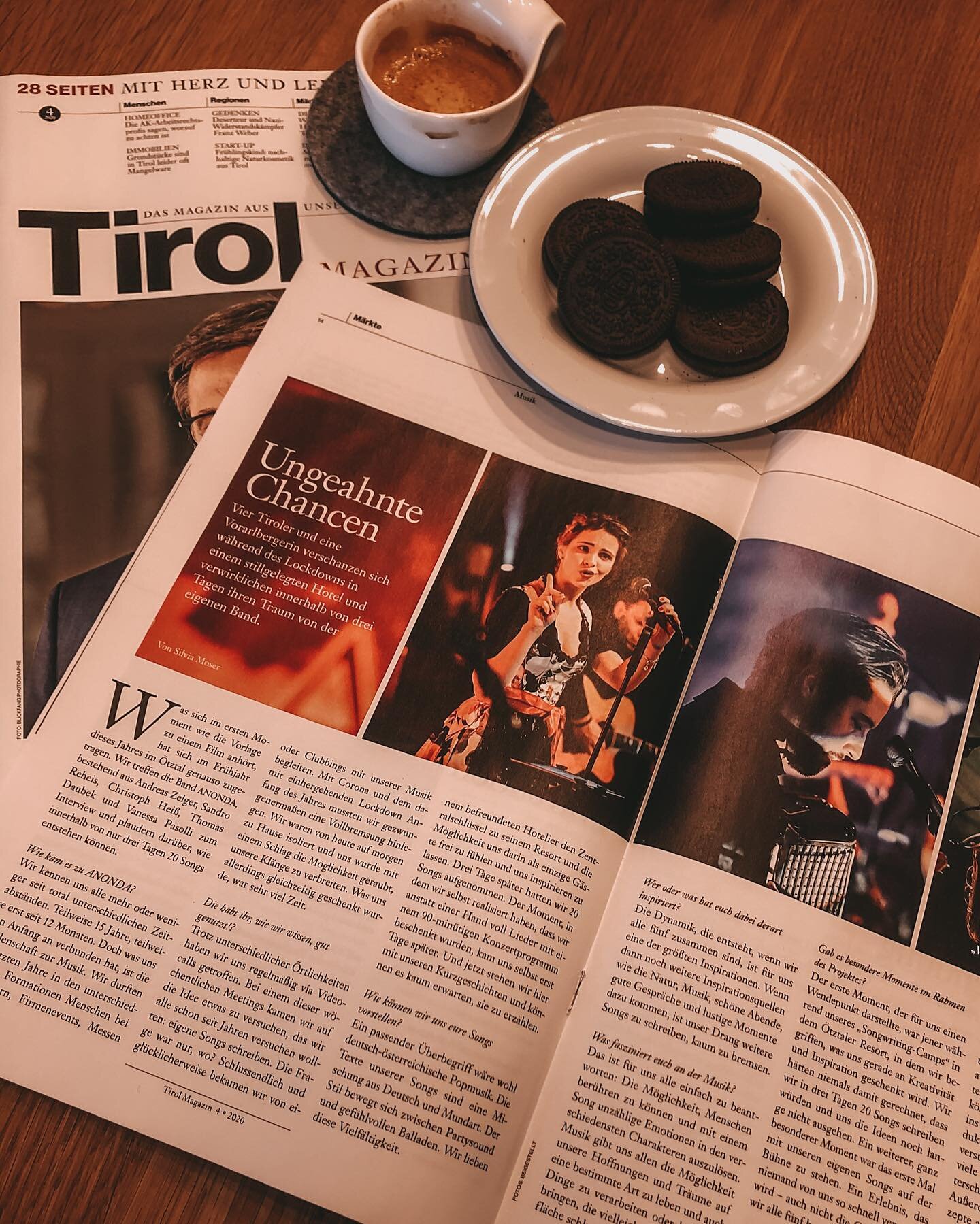 WOW #danke @silviaschreibt und #tirolmagazin f&uuml;r den unglaublich tollen Artikel! 🥰 Wir freuen uns sehr dar&uuml;ber! 😊 Braucht ihr noch Lekt&uuml;re zum Kaffeekr&auml;nzchen? 😉 #kommundtr&auml;ummituns #artikel #band #music #love #press #coff