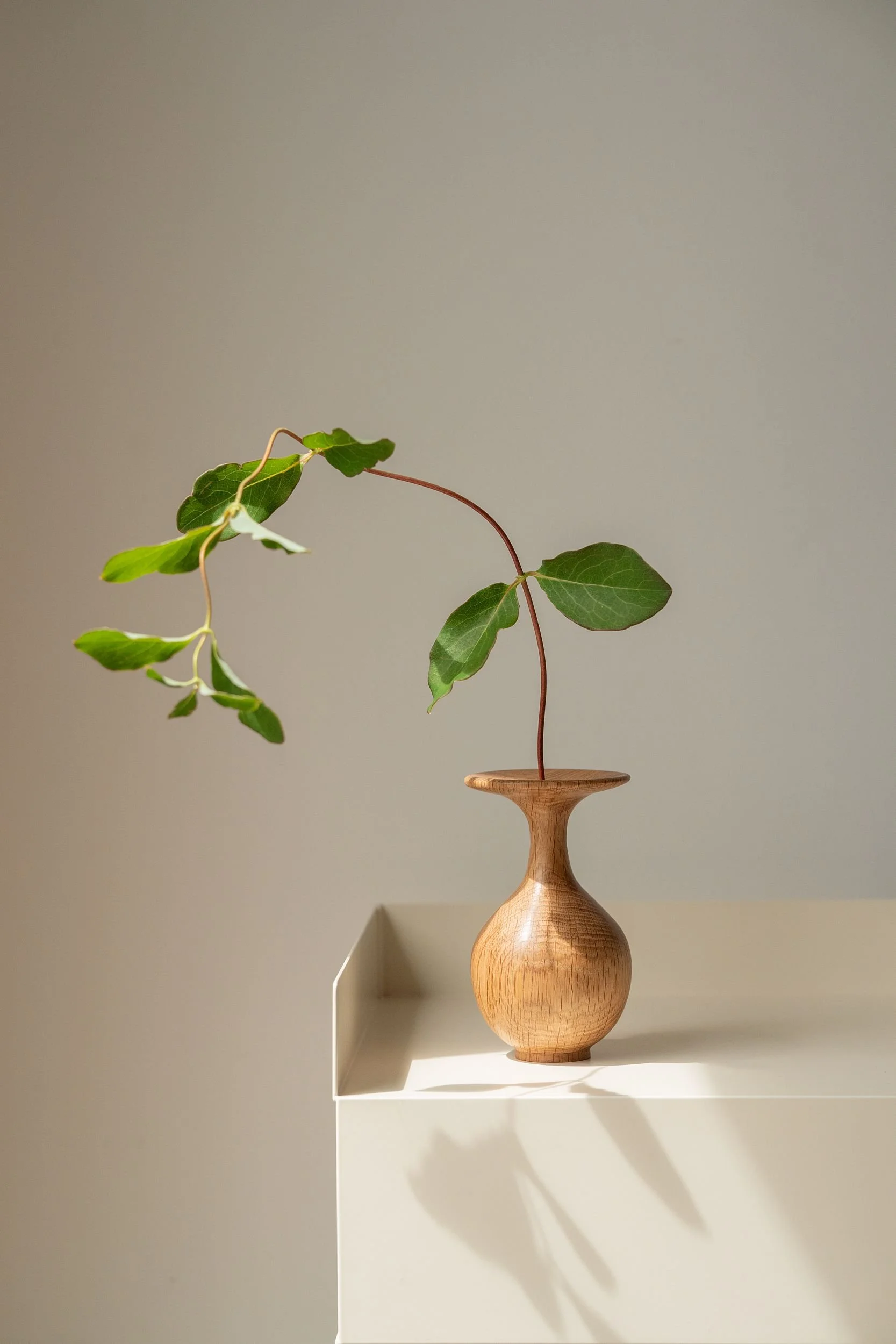 Oak fluted vase