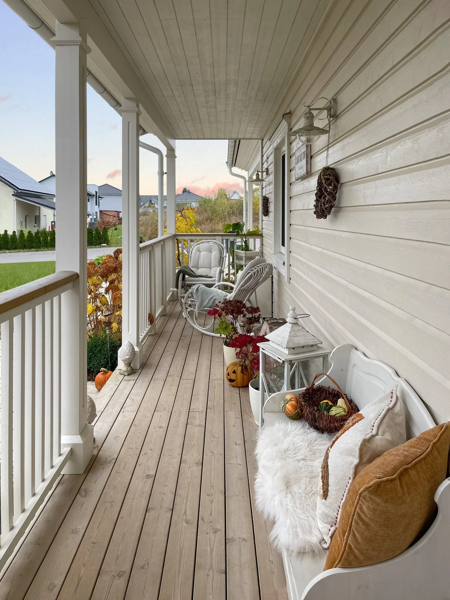 Bungalow im New-England-Stil mit Backporch