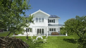 Greenville New England Haus mit heller Holzfassade