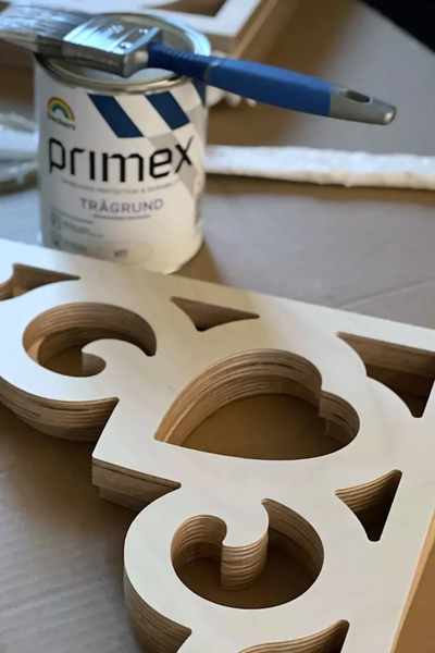 Giebelverzierungen richtig streichen und schützen