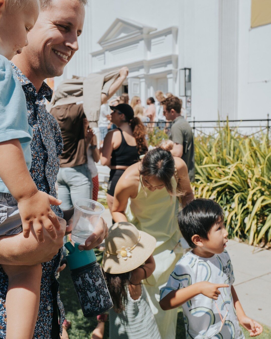 Ahh, what a beautiful day for worship. 😌 Join us from wherever in the world you are.

Sunday Service
9:30am + 11:30am
📍1015 California Ave, Santa Monica CA 90403
💻 youtube.com/vintagechurchla