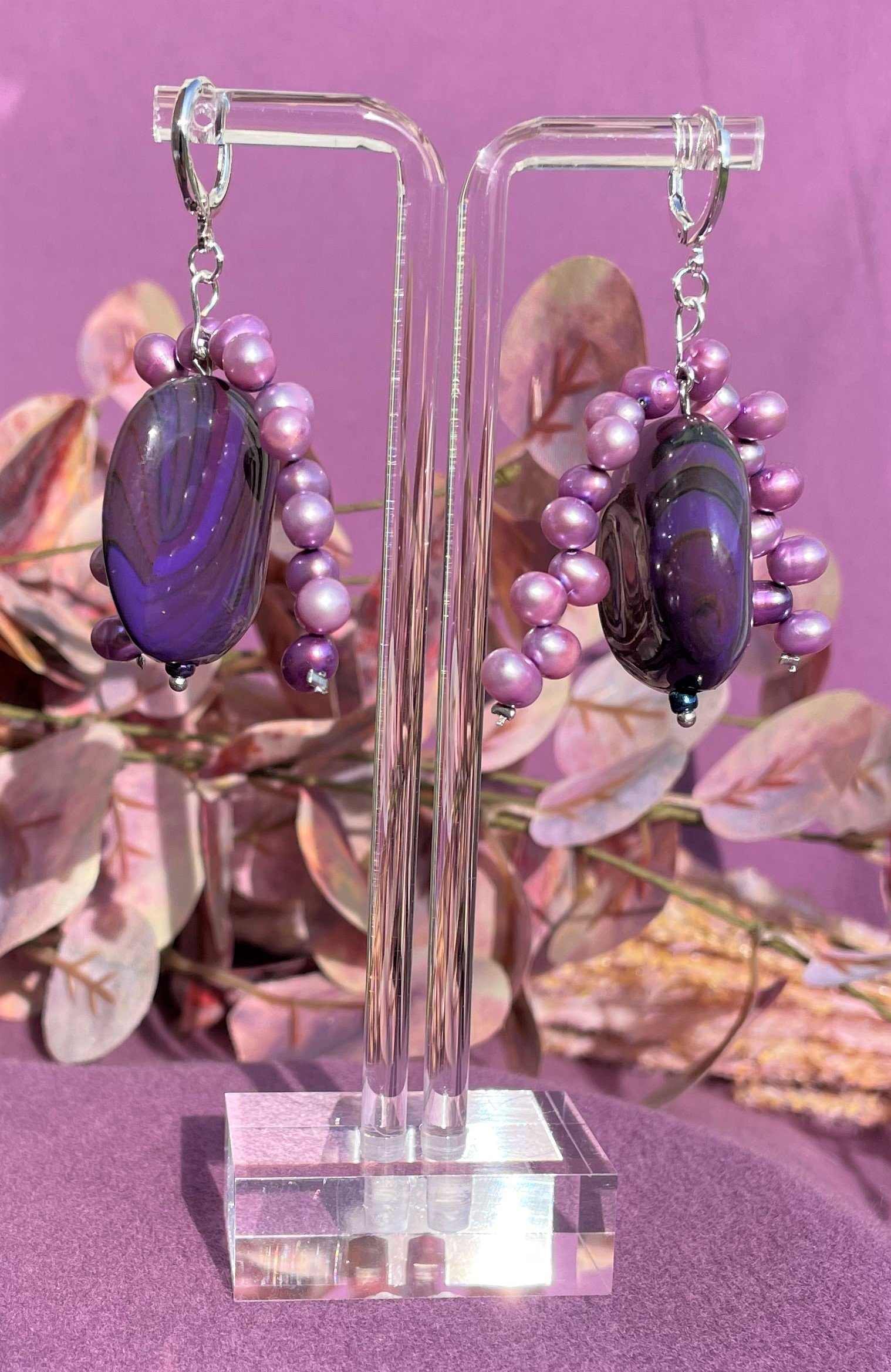 Hypnotic Mobile Purple Model.jpg