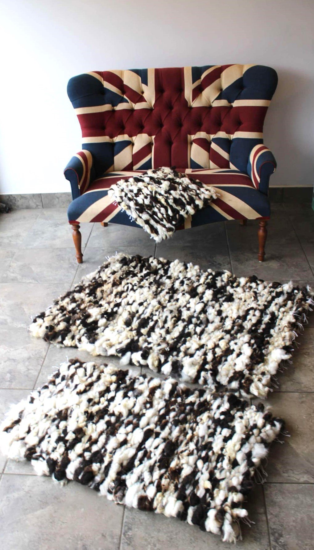 jacob peg loom 2.jpg