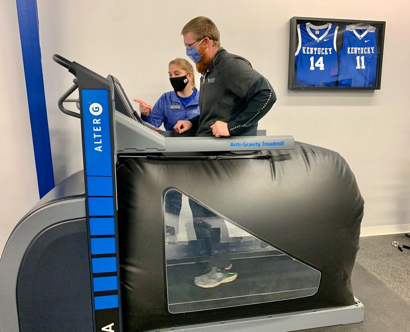 Something that our clinic can offer that is not found anywhere else in our area is the AlterG Anti-Gravity Treadmill! This piece of equipment uses air pressure technology to precisely reduce gravitational forces on our patients, allowing them to move