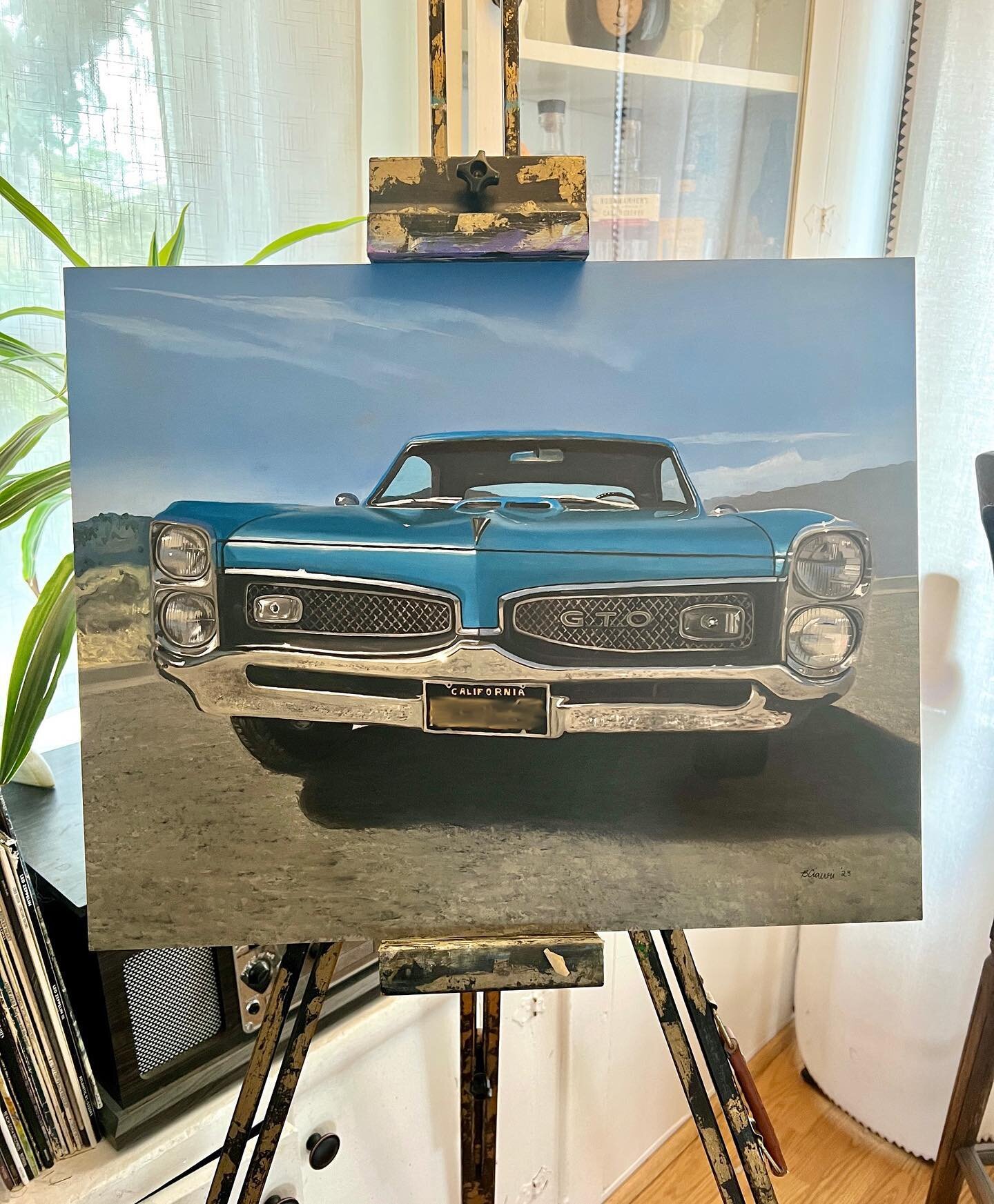 A few more pics of this piece!🚙 
(License plate blurred for privacy, I swear it looks like a license plate under all that blur)
.
.
.
.
.
.
.
.
.
.
.
.
.
.
#gto #pontiacgto #pontiac #classiccars #classiccar #oilpainting #oilartist #artistsoninstagra