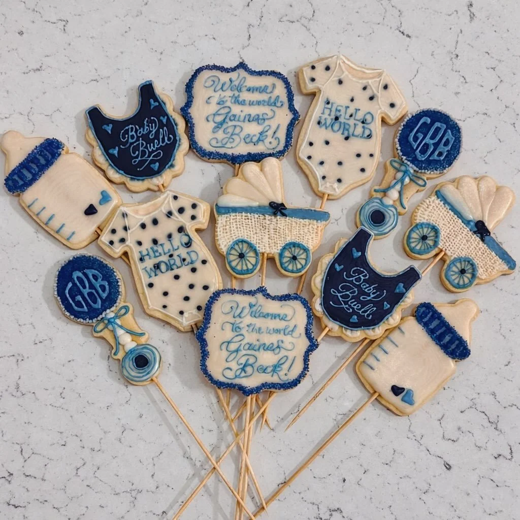 Cookie bouquet for @day_goldenbarbie newest addition! 🍼👶🏼

#cookiebouquet #royalicingcookies #cookiedecorating #cookieart #babyboy