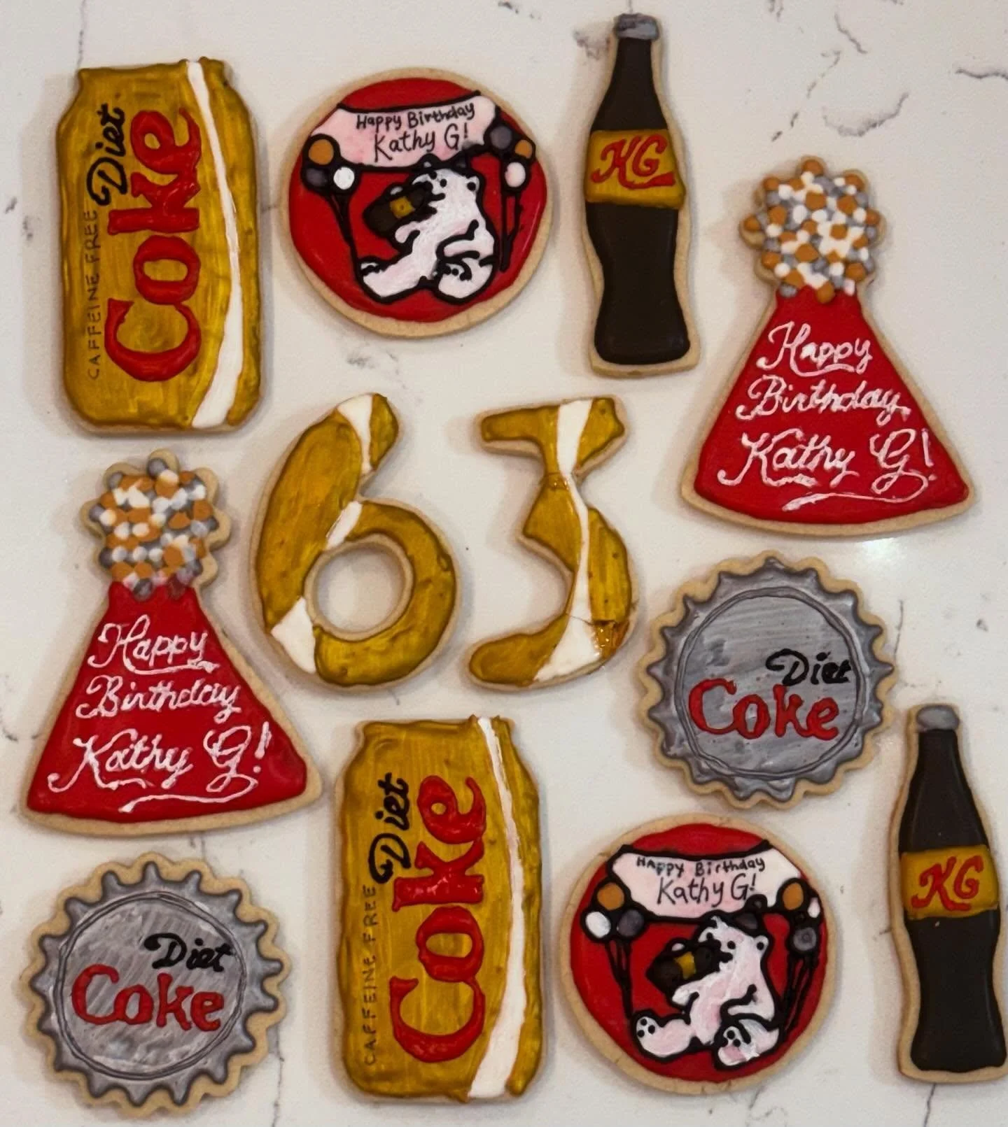 Happy Birthday to the girl who loves caffeine free Diet Coke more than anyone I know! 🥤🎈🐻&zwj;❄️

#royalicingcookies #cookieart #cookiedecorating #birthdaycookies #dietcoke