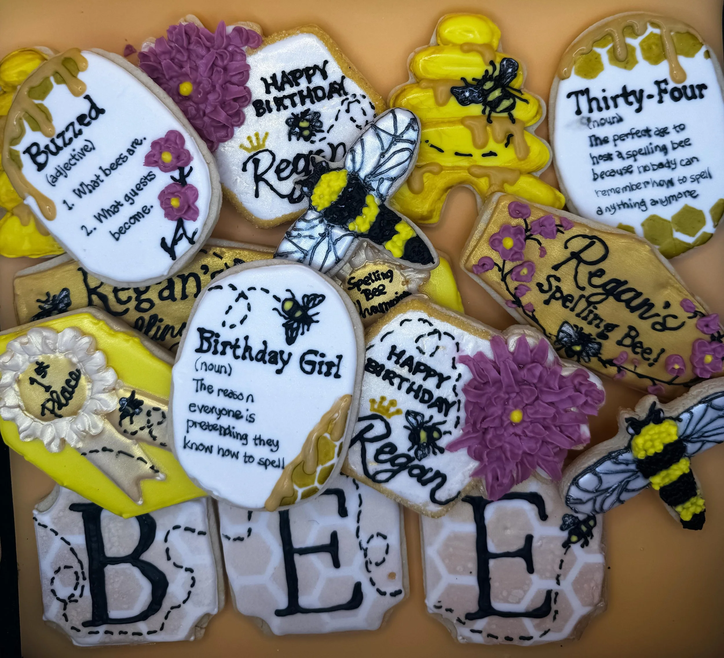 Birthday party theme: Spelling Bee. 🐝
My ideas: immediately unmanageable.

I usually repeat designs throughout a set, but this theme had me buzzing with ideas (sorry, I had to). Needless to say I had way too much fun making these!

Happy 34th to the