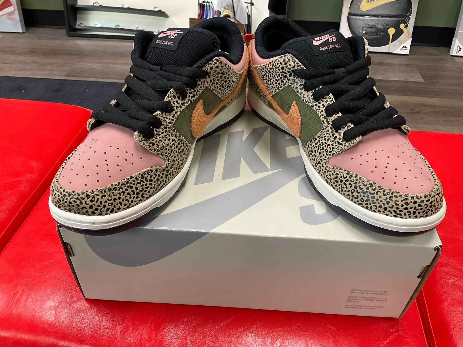 靴 NIKE SB DUNK LOW PRO QS Nike Dunk SB Low Pro QS Neckface Black/White-Multi Color
