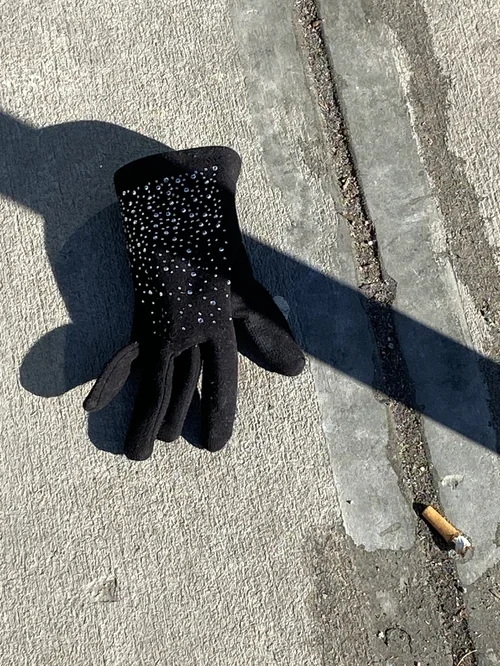 Lonely Glove Locations