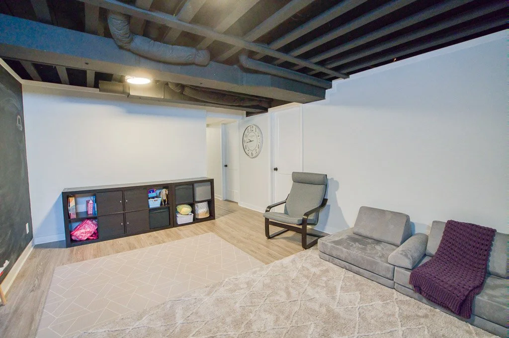 129 Maestro Ave-42.jpg