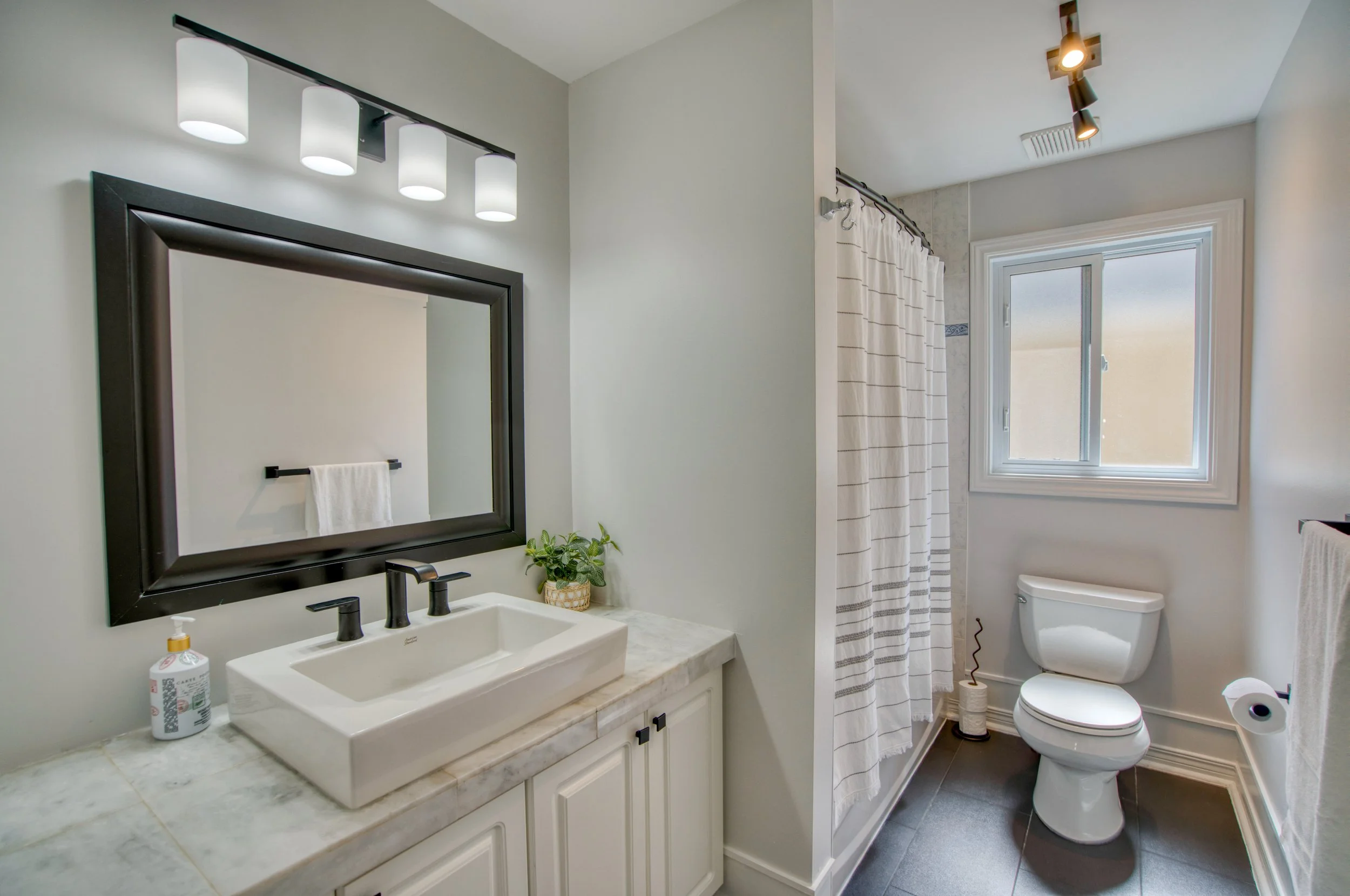 13 SHANNONDOE CRESCENT-82.jpg