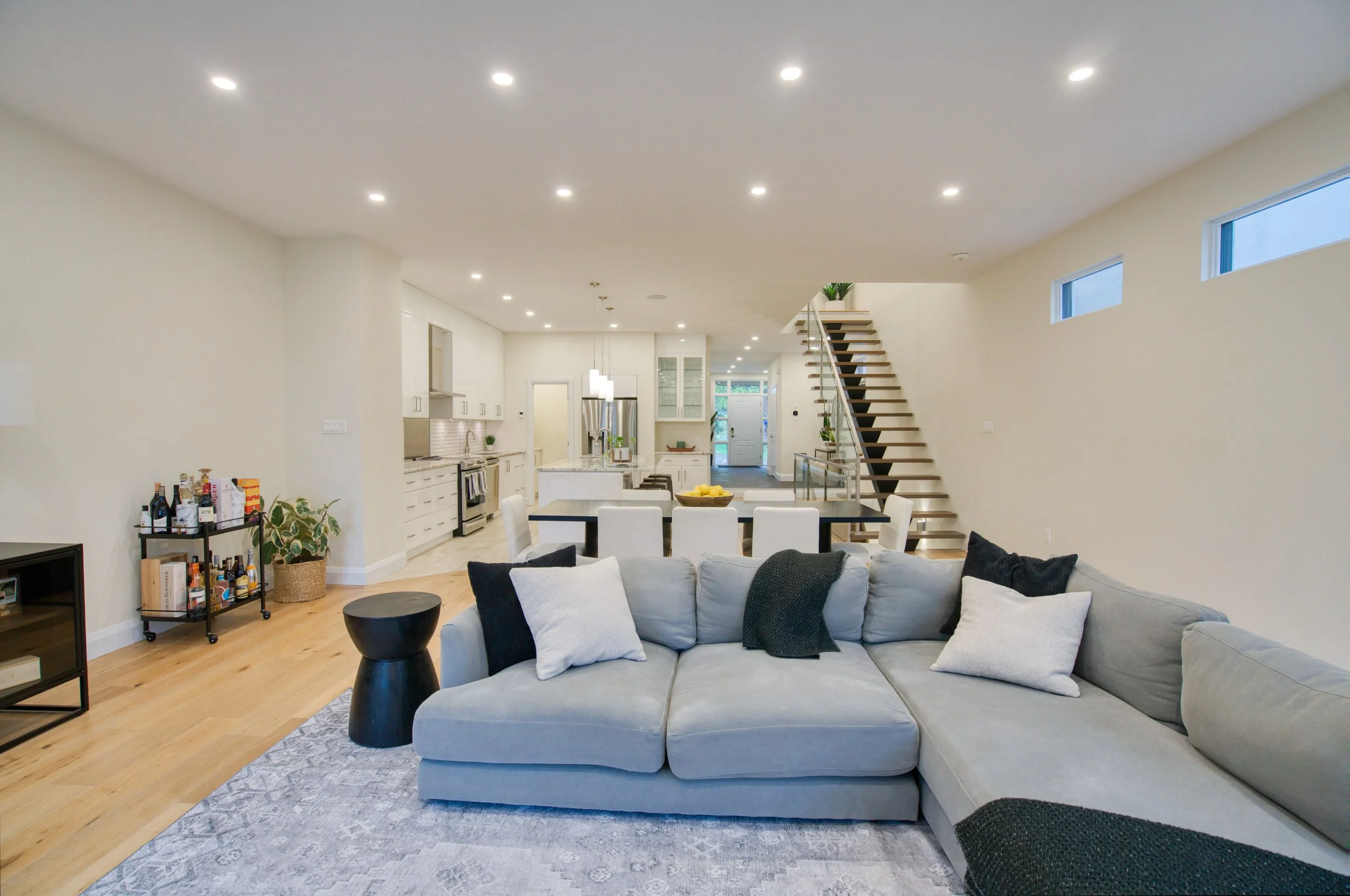49 AYLEN AVE-30.jpg