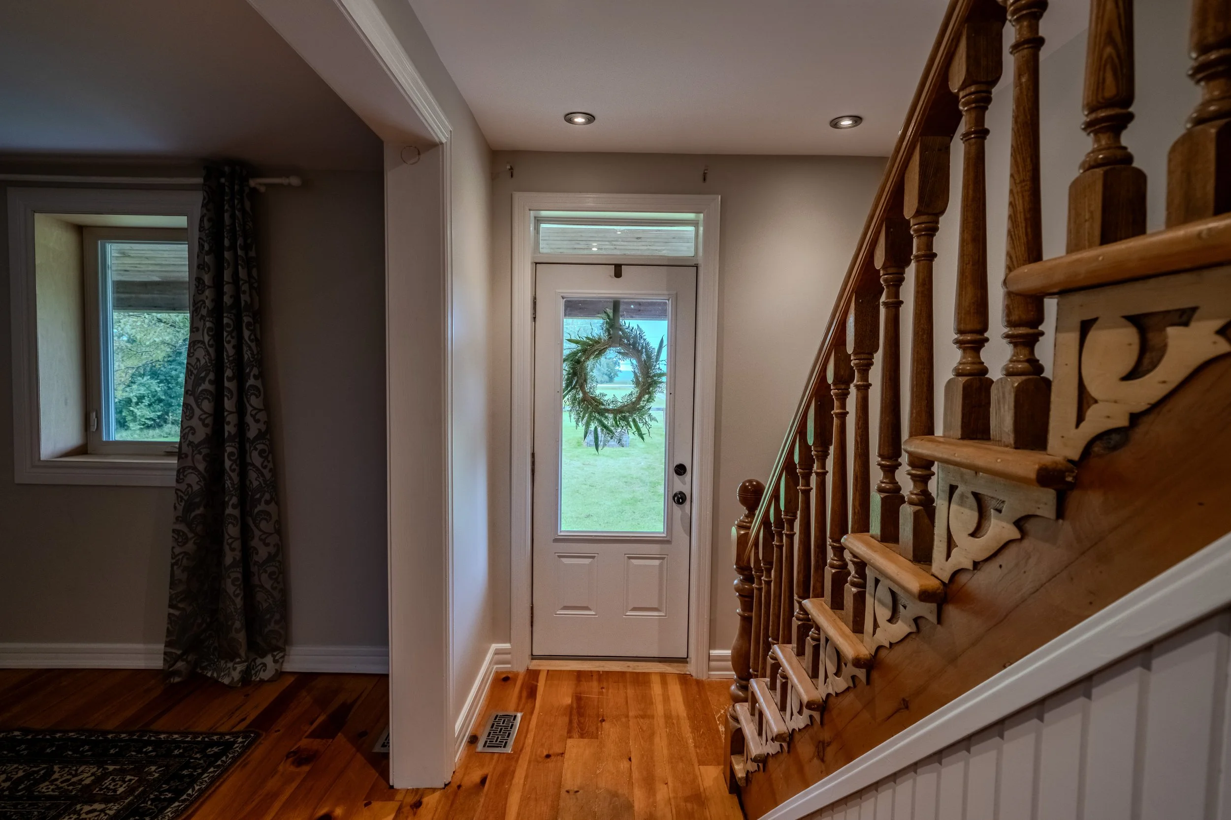 3570 Dunrobin Rd-23.jpg