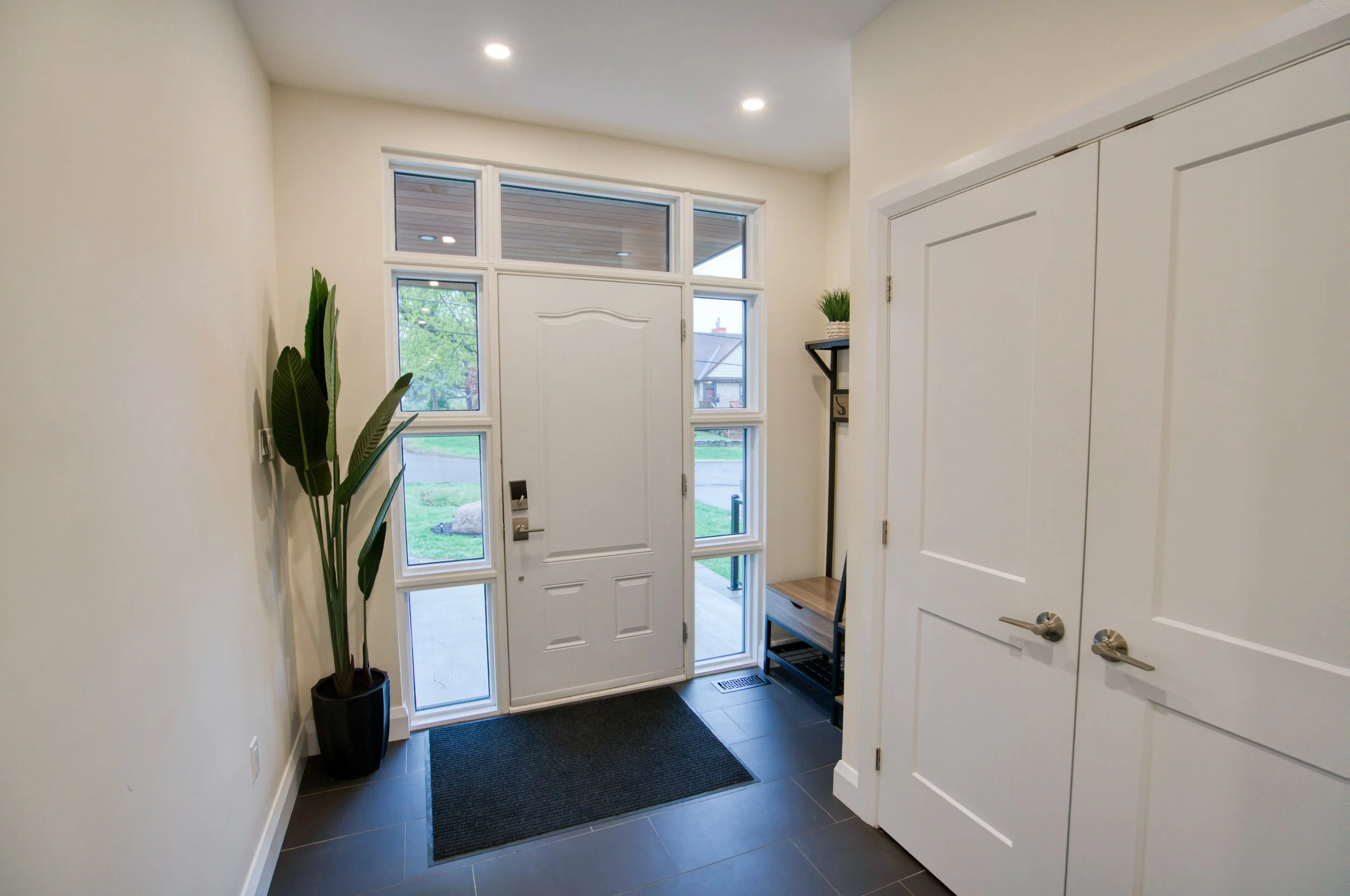 49 AYLEN AVE-1.jpg