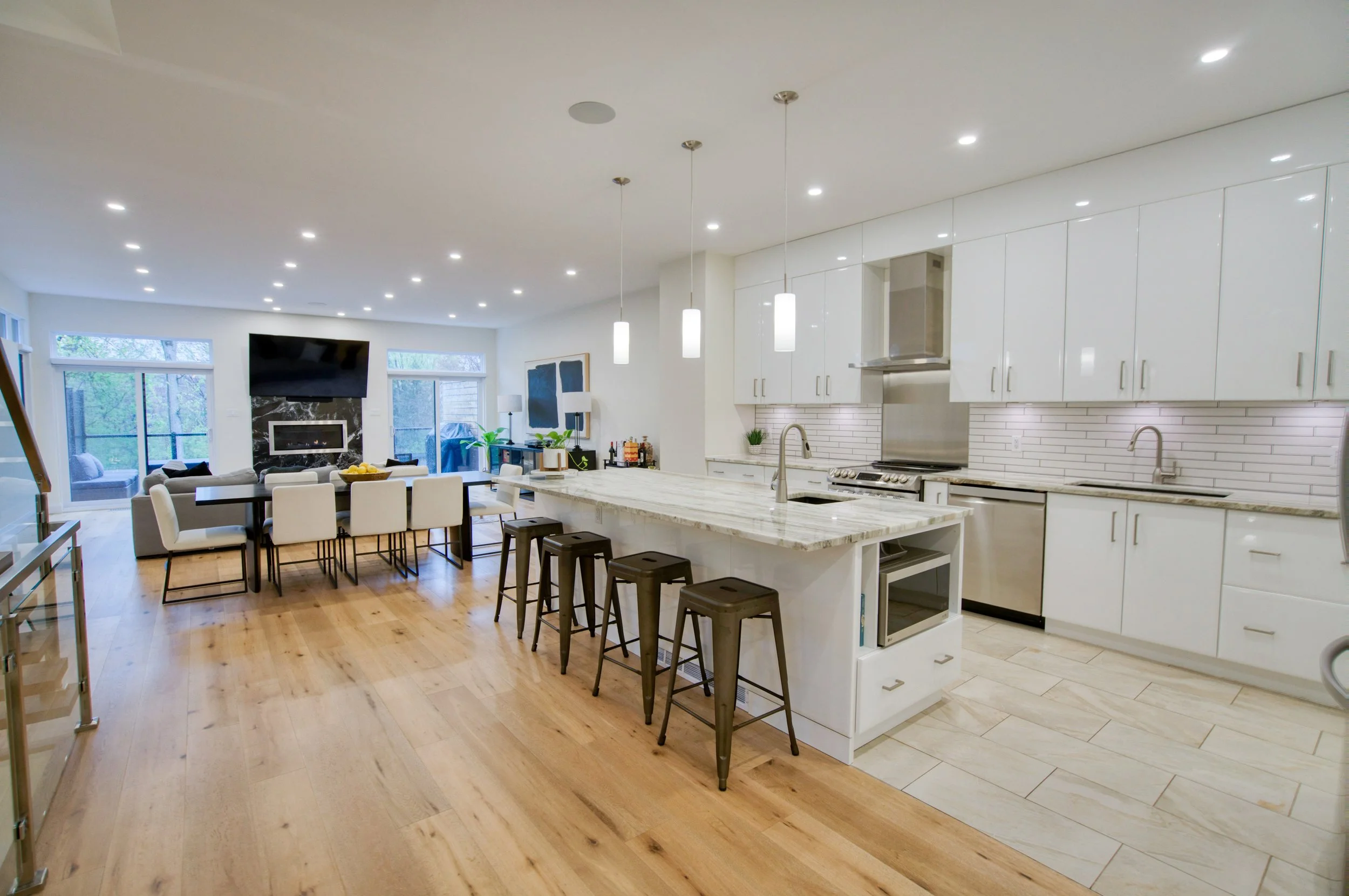 49 AYLEN AVE-7.jpg
