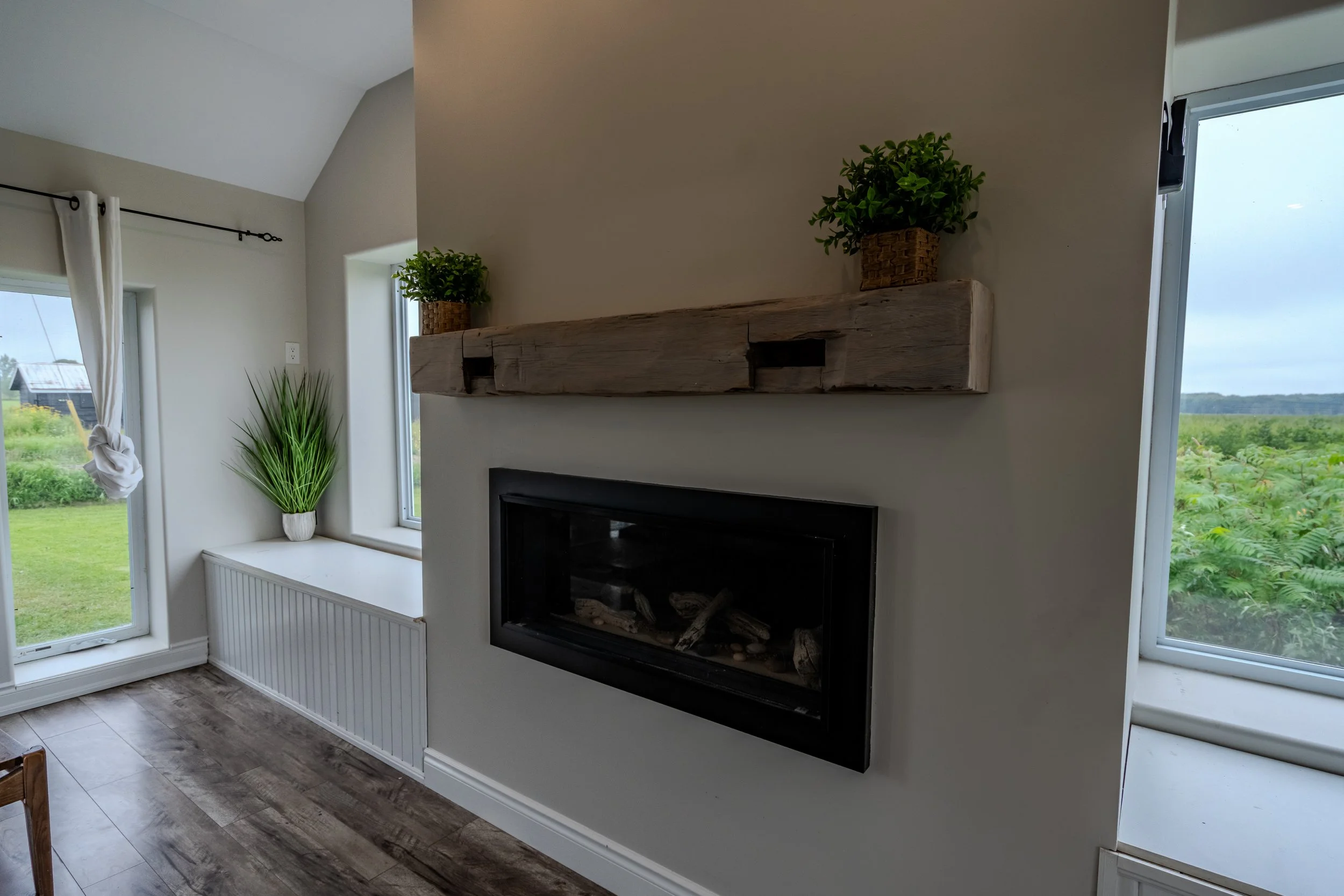 3570 Dunrobin Rd-6.jpg
