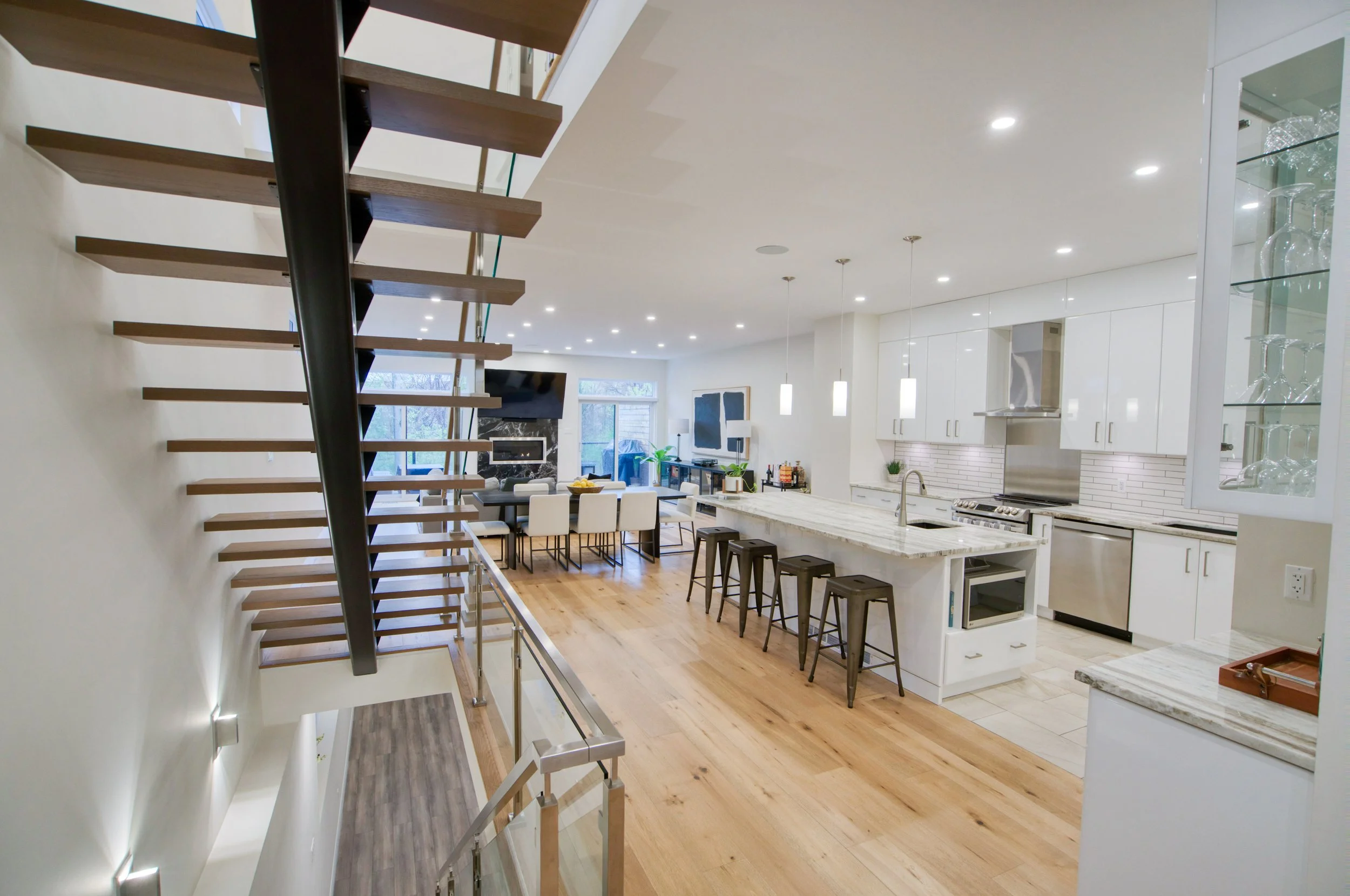 49 AYLEN AVE-6.jpg