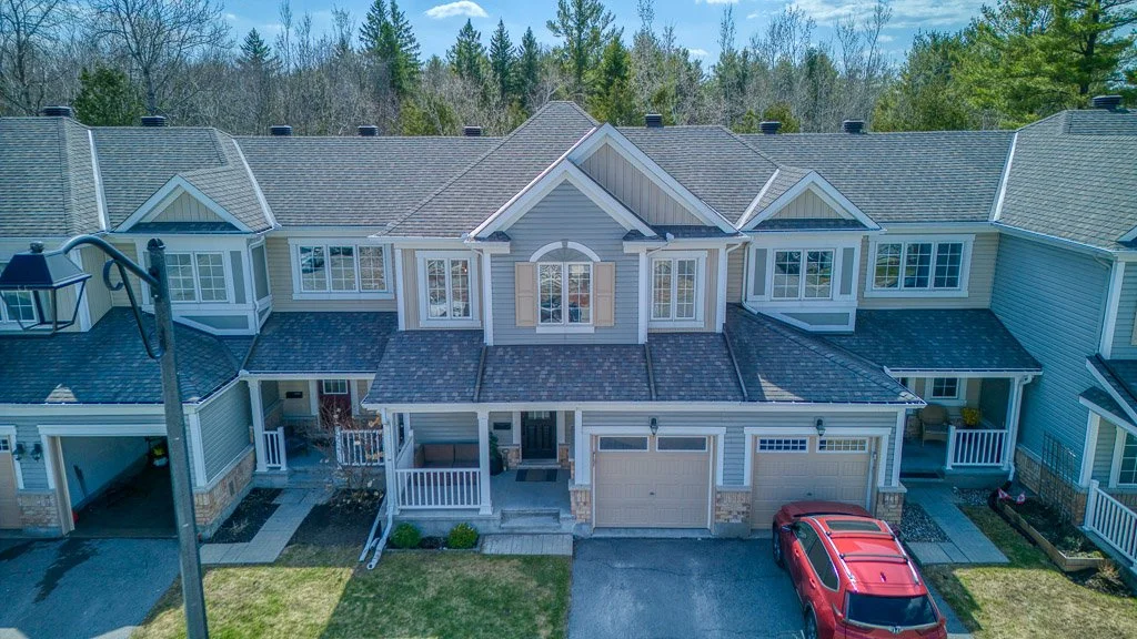 129 Maestro Ave-54.jpg