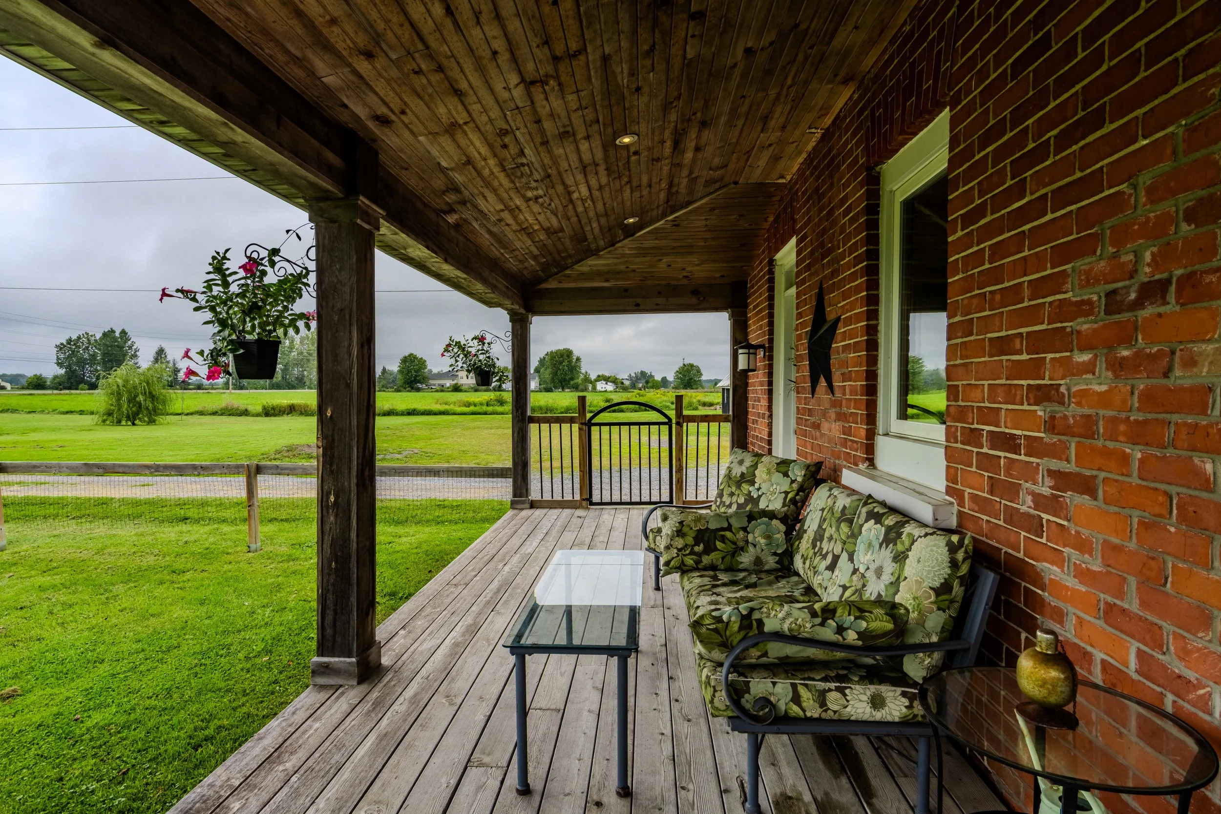 3570 Dunrobin Rd-52.jpg
