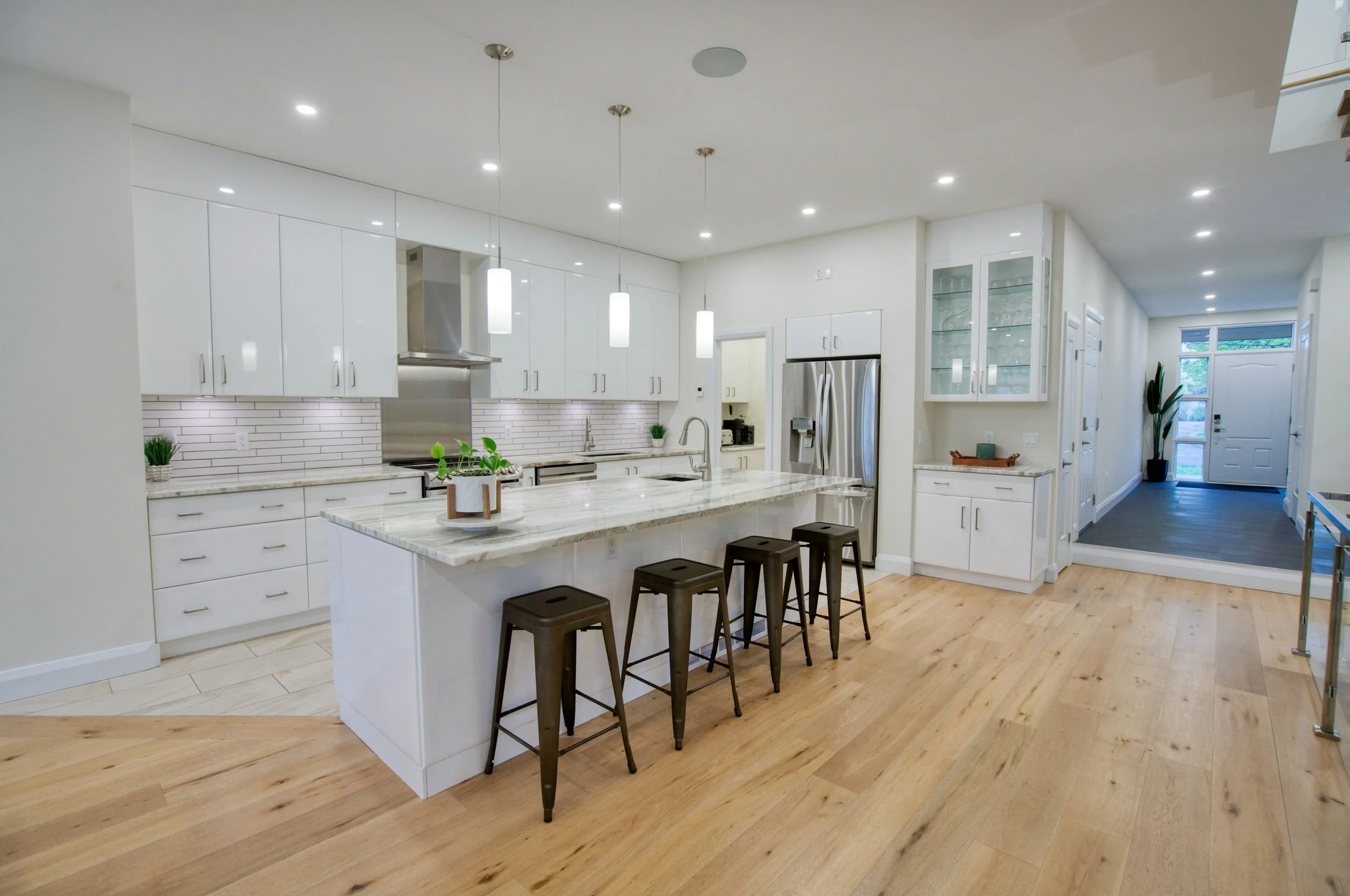 49 AYLEN AVE-9.jpg