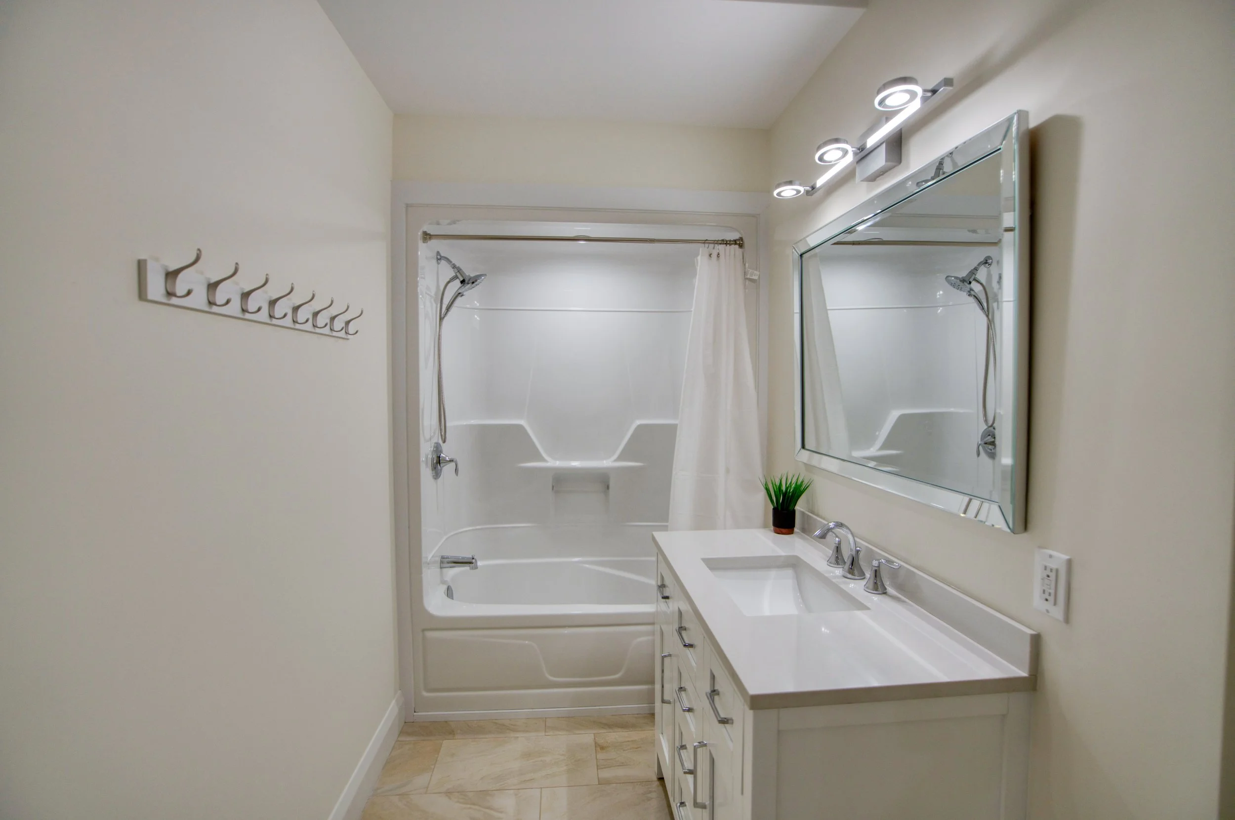 49 AYLEN AVE-67.jpg