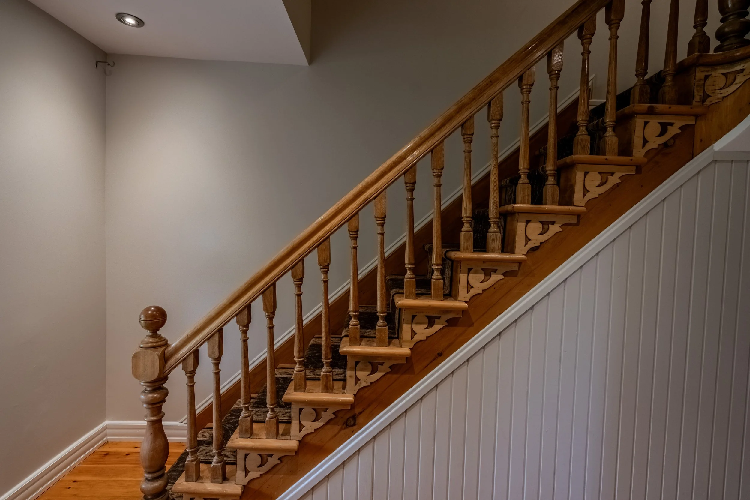3570 Dunrobin Rd-26.jpg