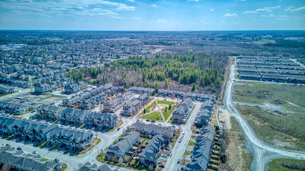 129 Maestro Ave-57.jpg