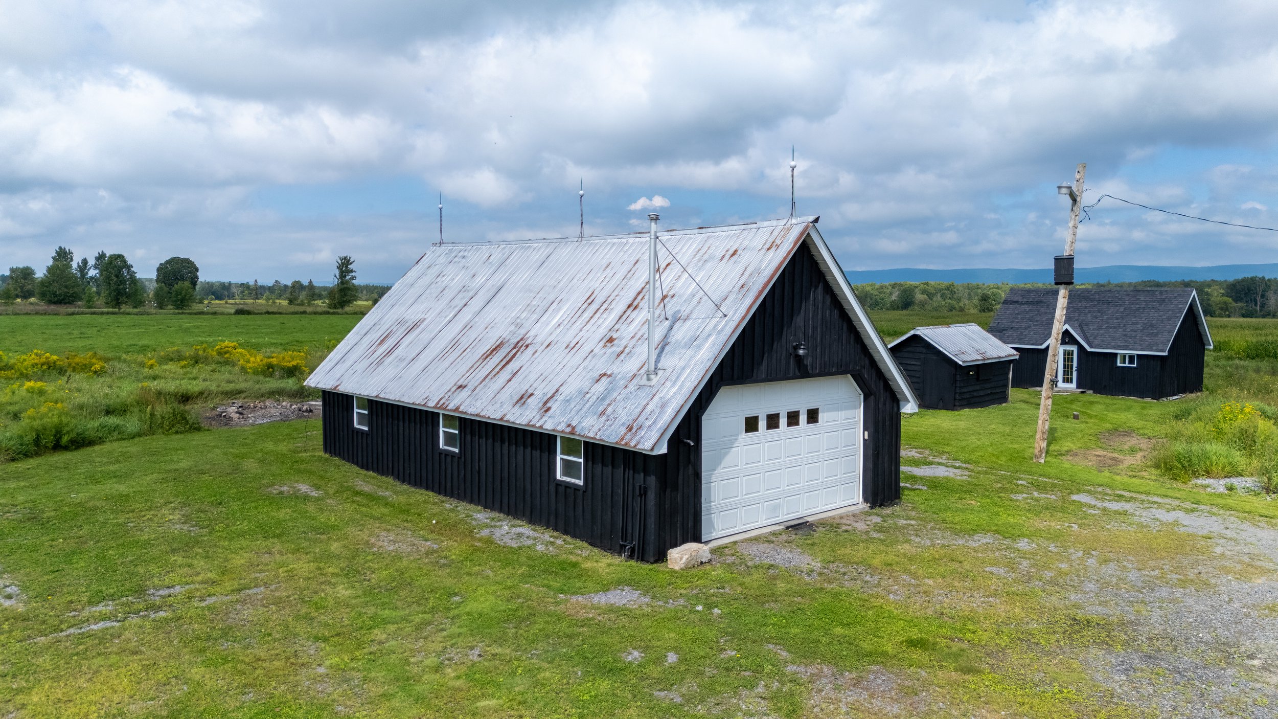 3570 Dunrobin Rd-84.jpg