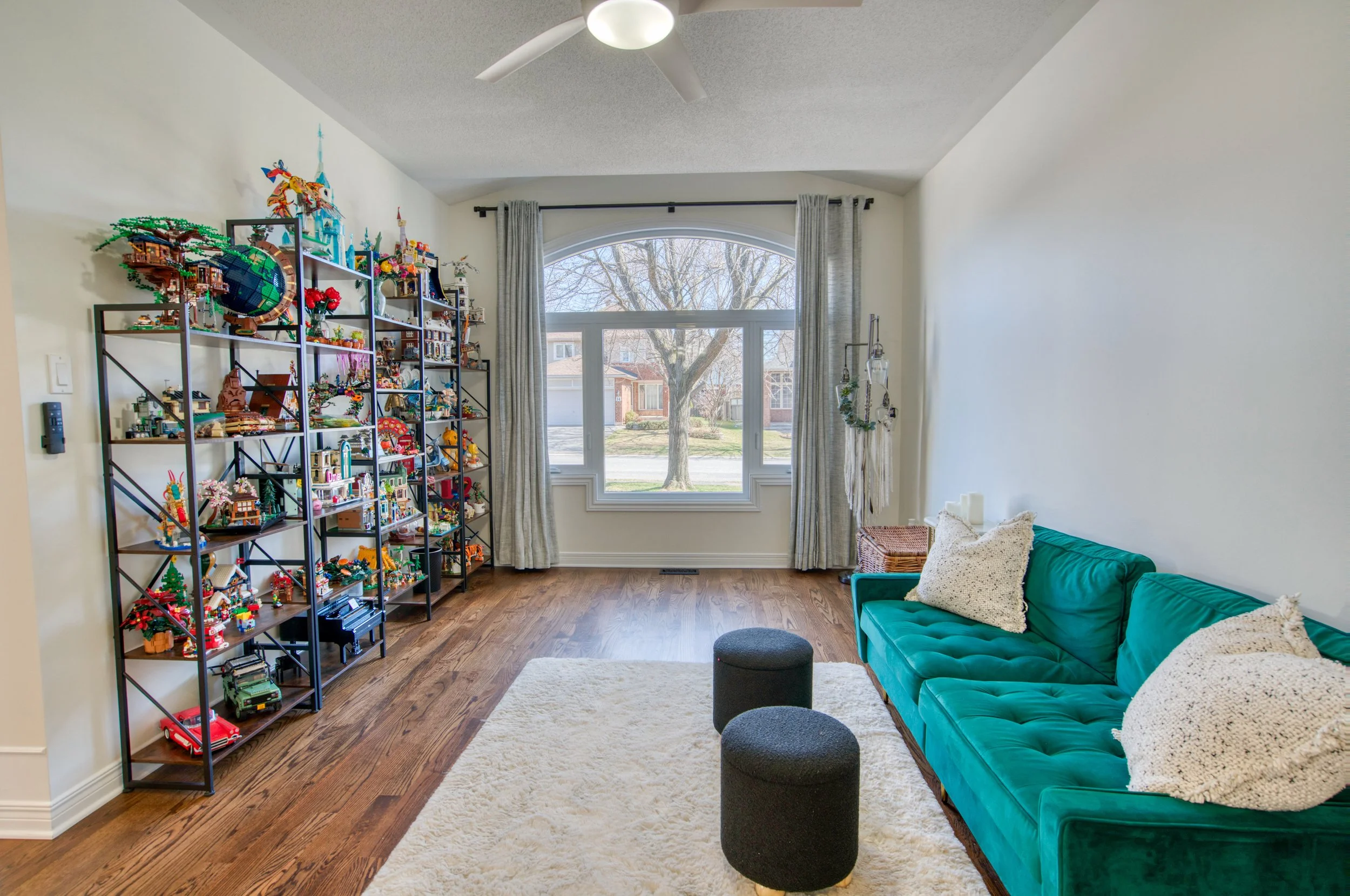 13 SHANNONDOE CRESCENT-7.jpg