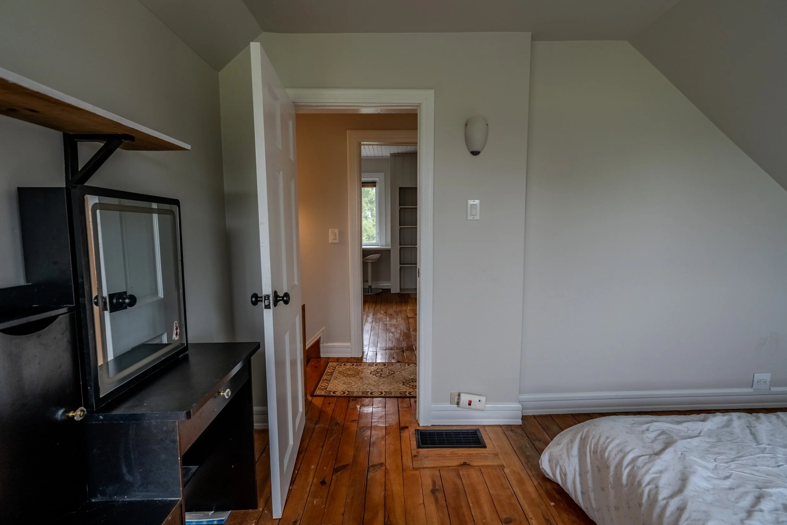 3570 Dunrobin Rd-29.jpg