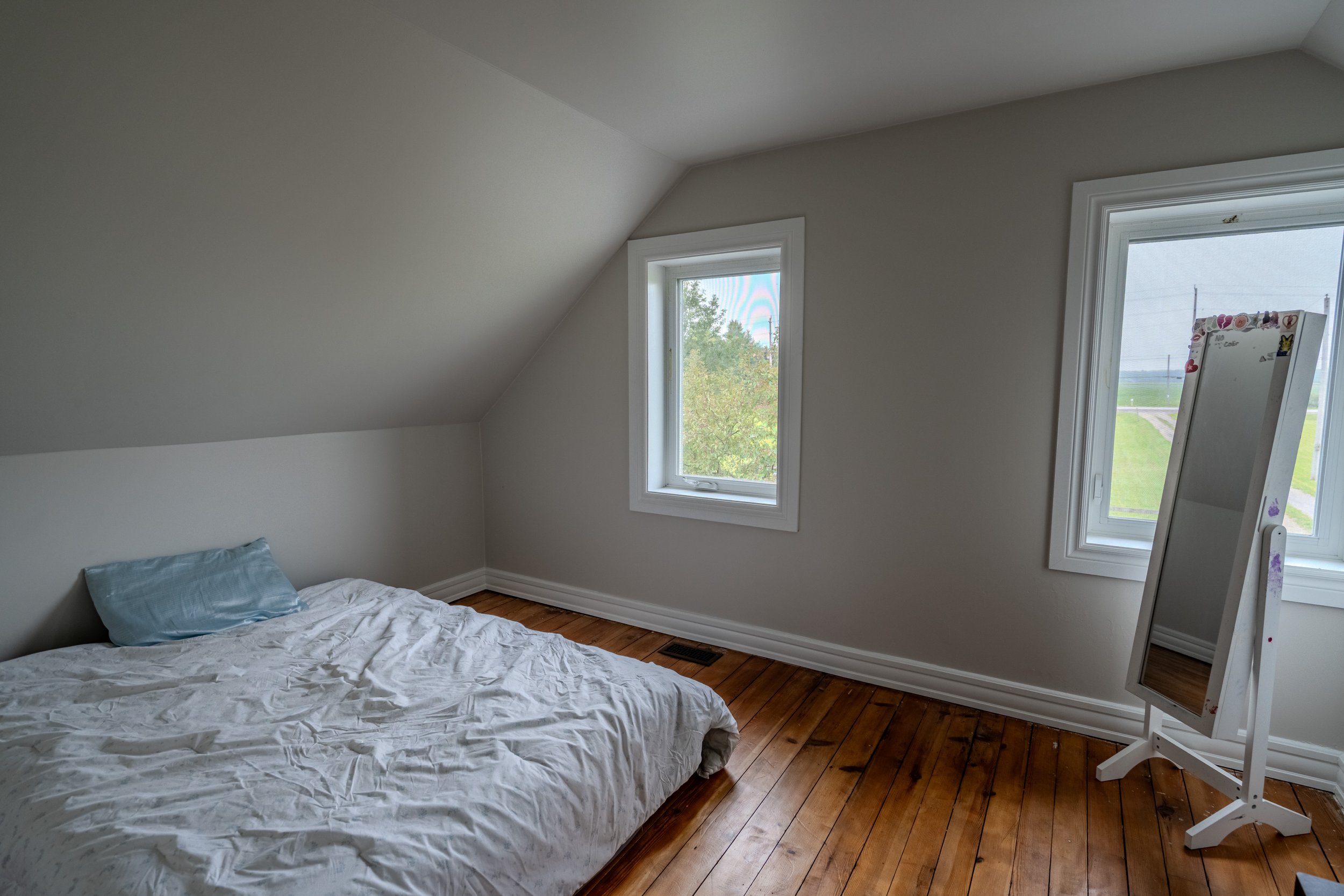 3570 Dunrobin Rd-28.jpg