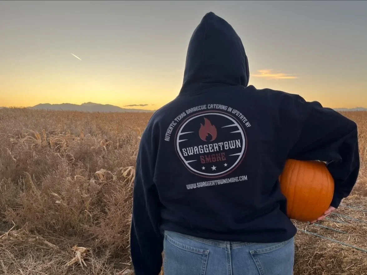 ❄️❄️❄️Woke up to 35 degrees this morning so it&rsquo;s officially hoodie season! Get yours now at swaggertownsmoke.com/order (link in bio).
.
.
.
Huge shout out to @emily_skiba for the awesome pic and for reppin @swaggertown.smoke
