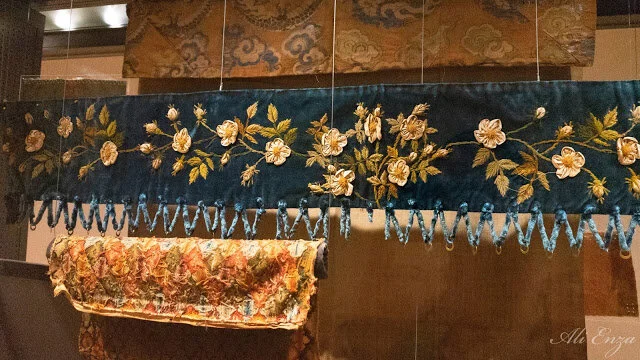 I love seeing these different types of fabrics! So beautiful