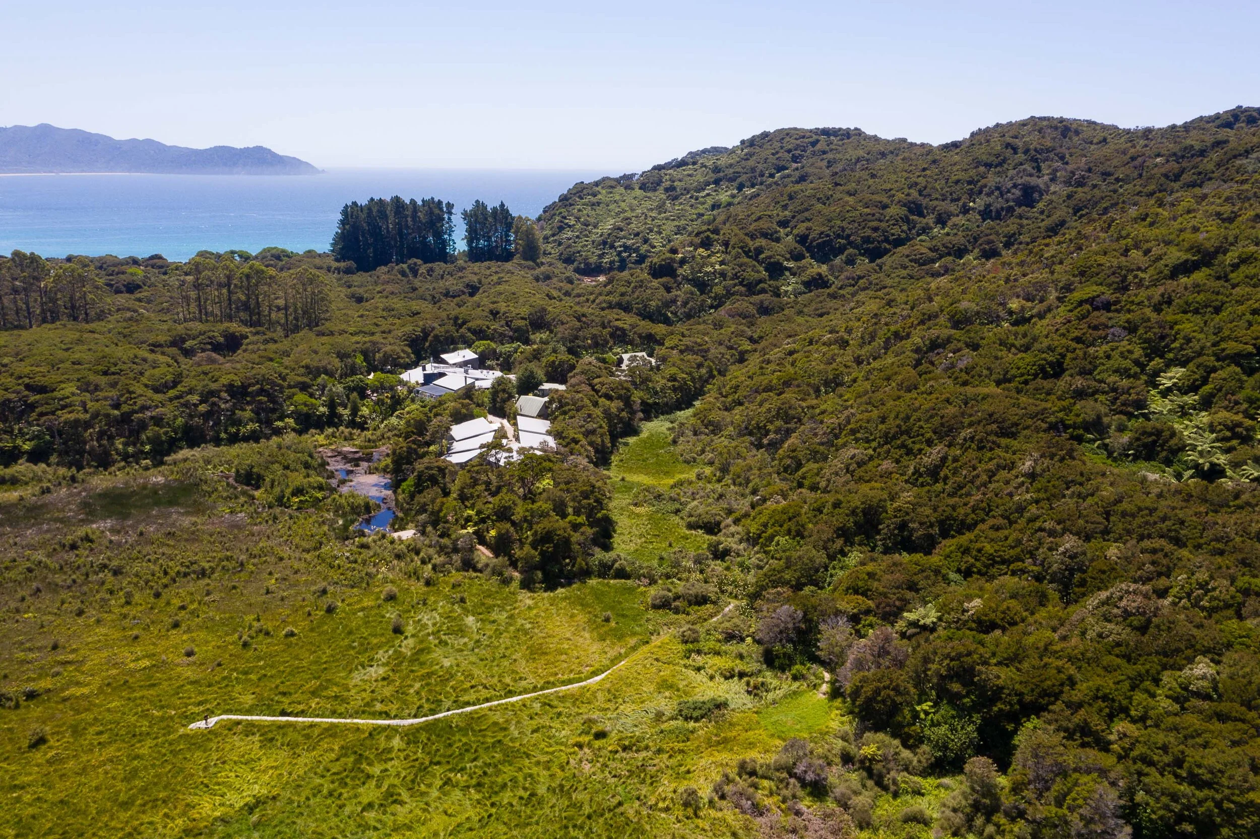 Awaroa Lodge - Abel Tasman National Park