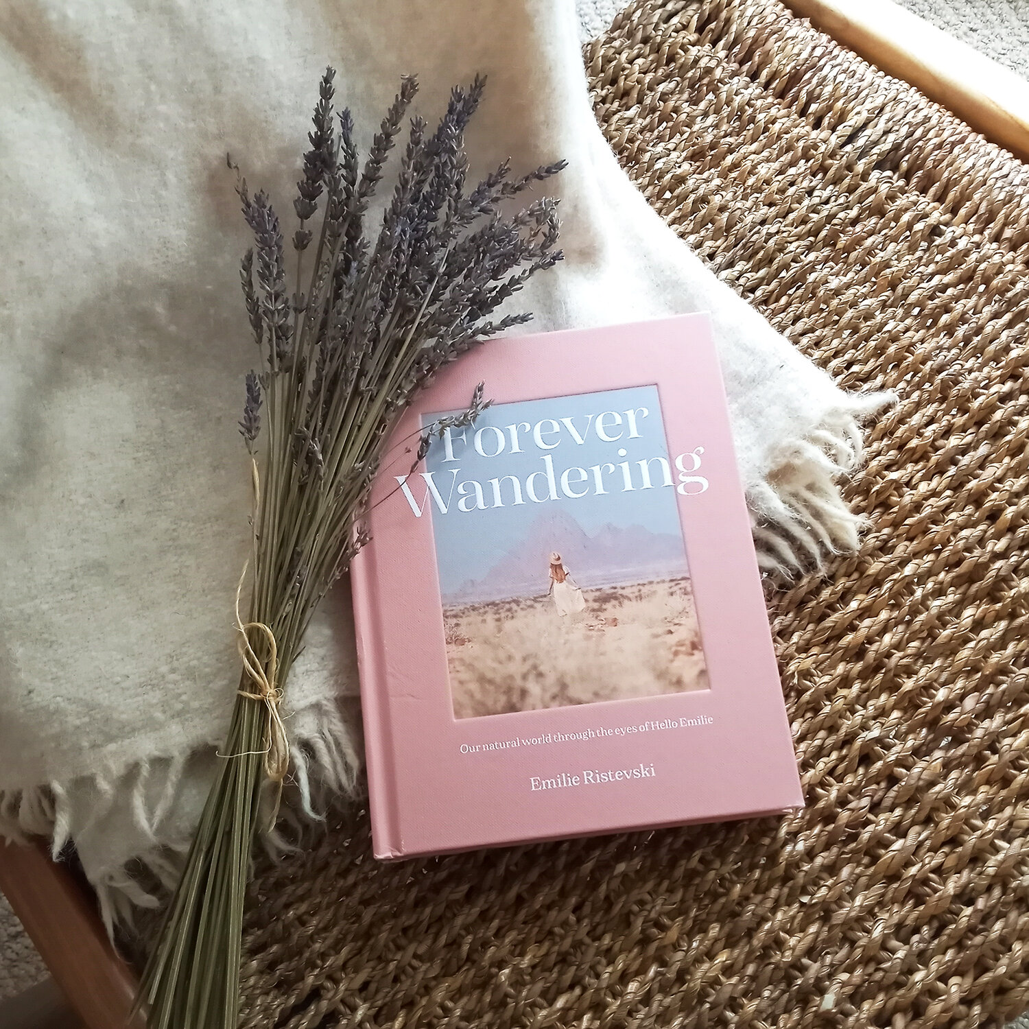 FOREVER-WANDERING-COVER.jpg