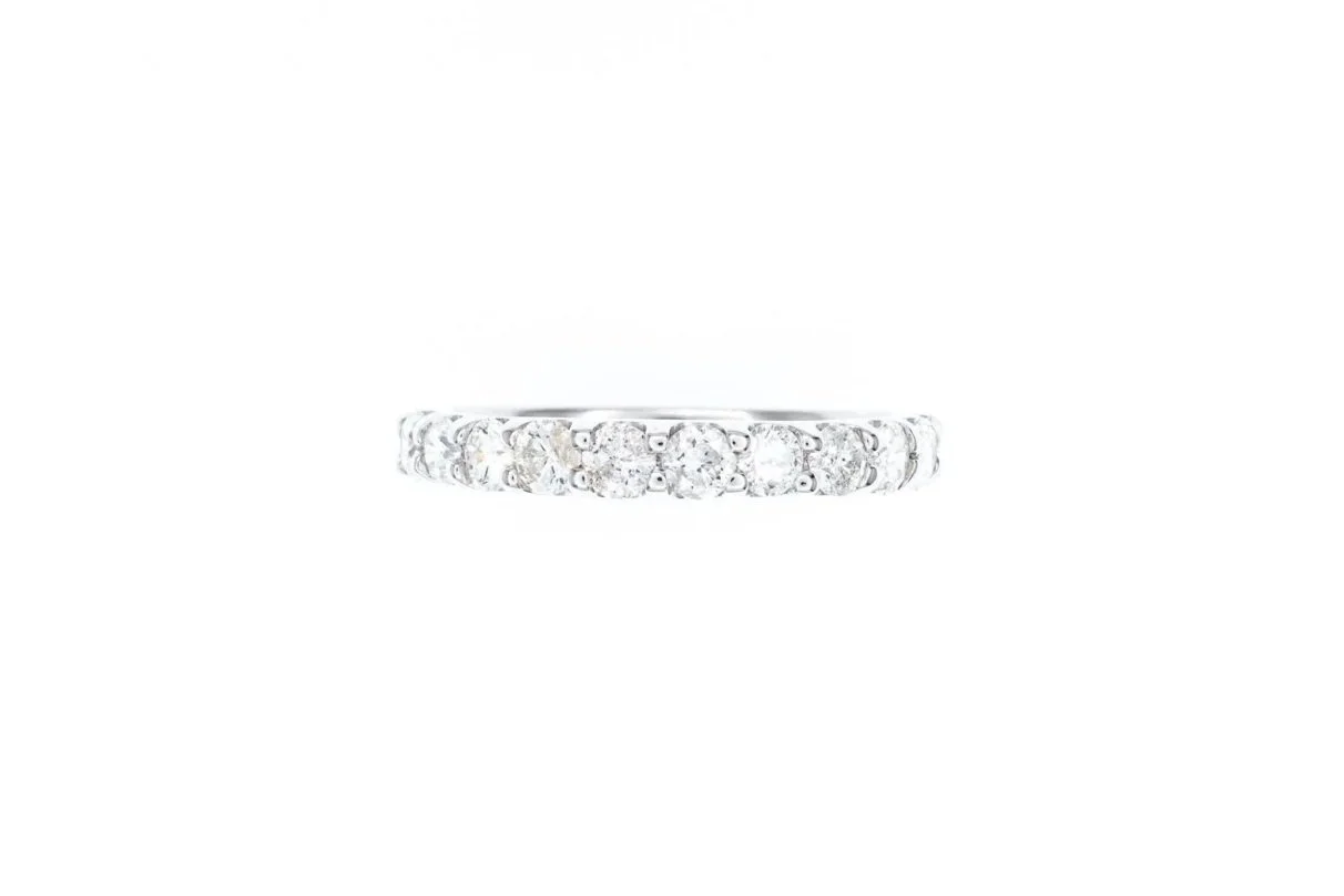 (T)White Gold Round Brilliant Cut Diamond Wedding Band