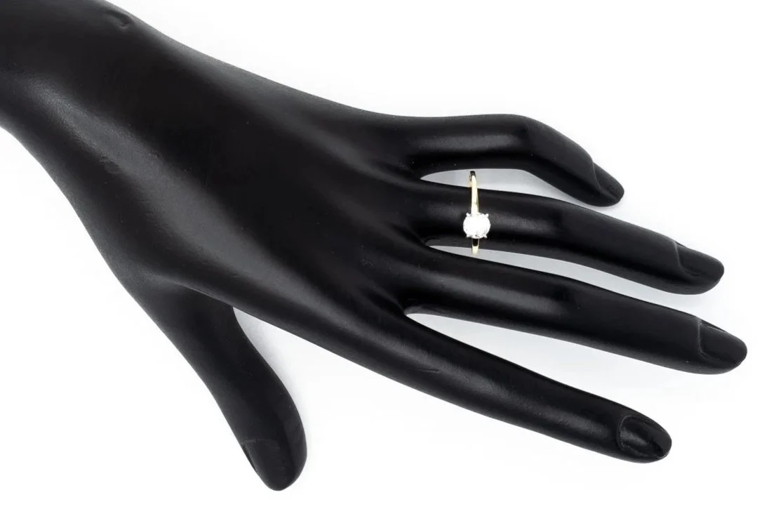 (H)Yellow Gold Solitaire Round Brilliant Cut Diamond Engagement Ring