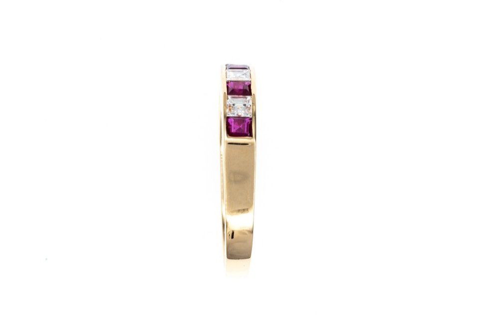 (S)Yellow Gold Carre Cut Diamond Ruby Gemstone Ring