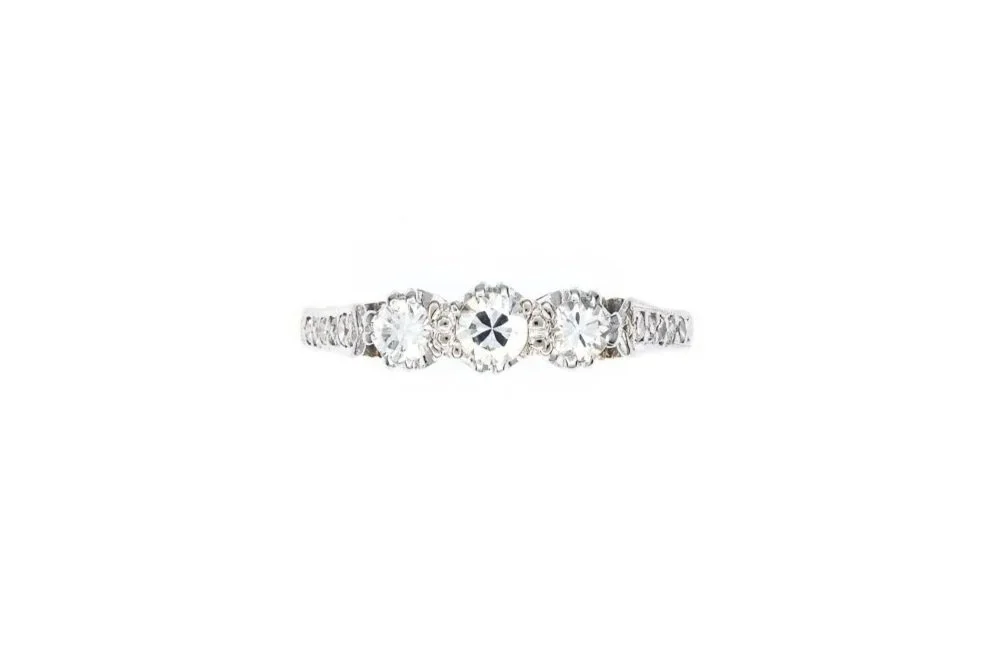 (T)Yellow Gold Swiss Cut Multi Diamond Ring