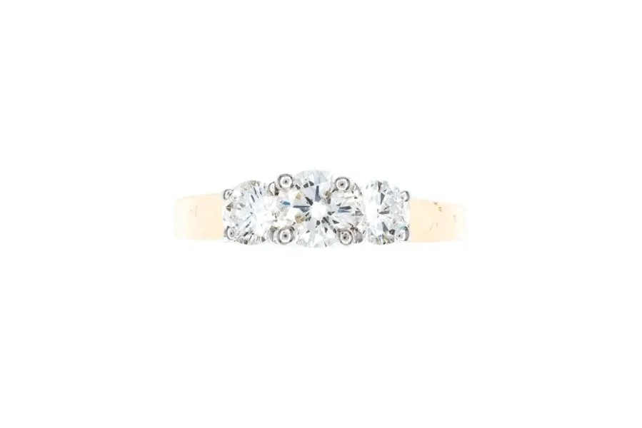 (T)Yellow Gold Round Brilliant Cut Three Stone Multi Diamond Ring