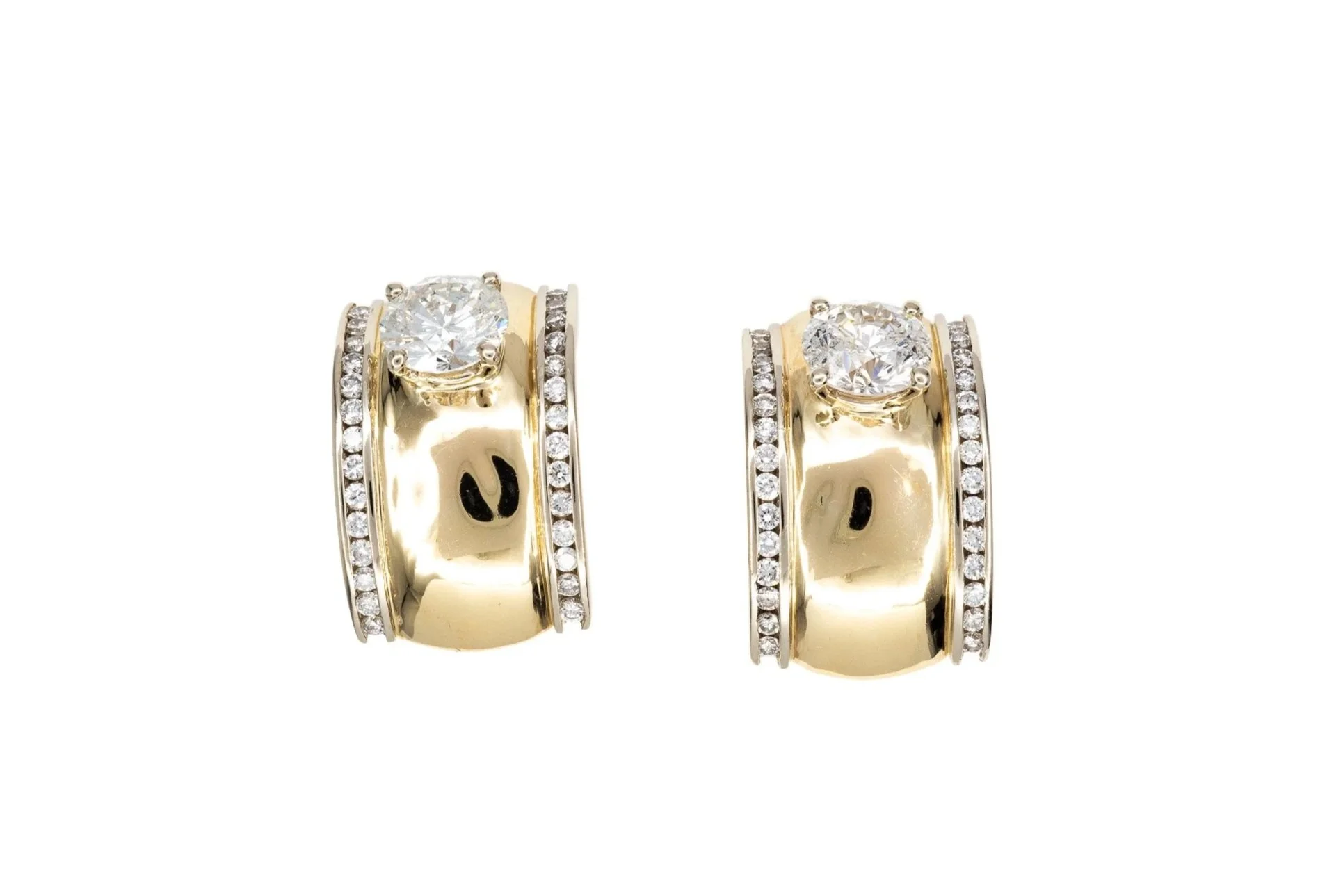 (T)White Yellow Gold Round Brilliant Cut Diamond Stud Earrings