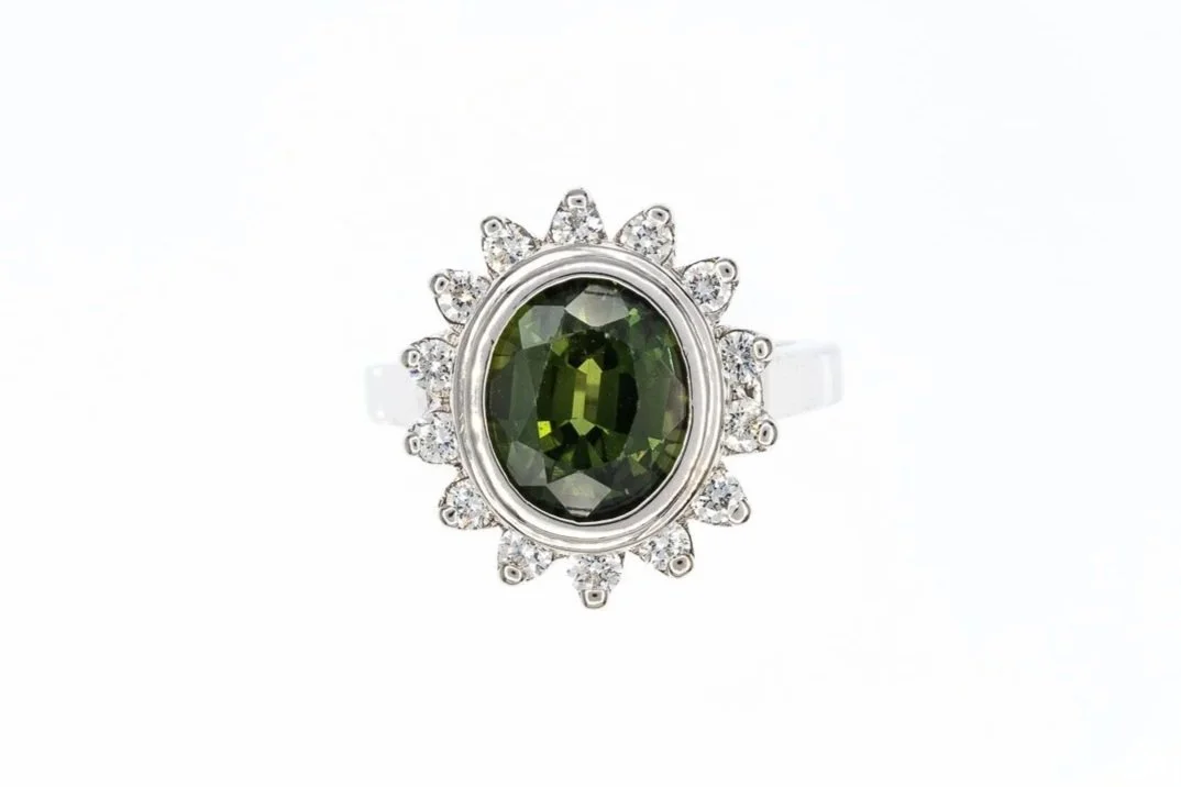 (T)White Gold Diamond Green Sapphire Gemstone Ring