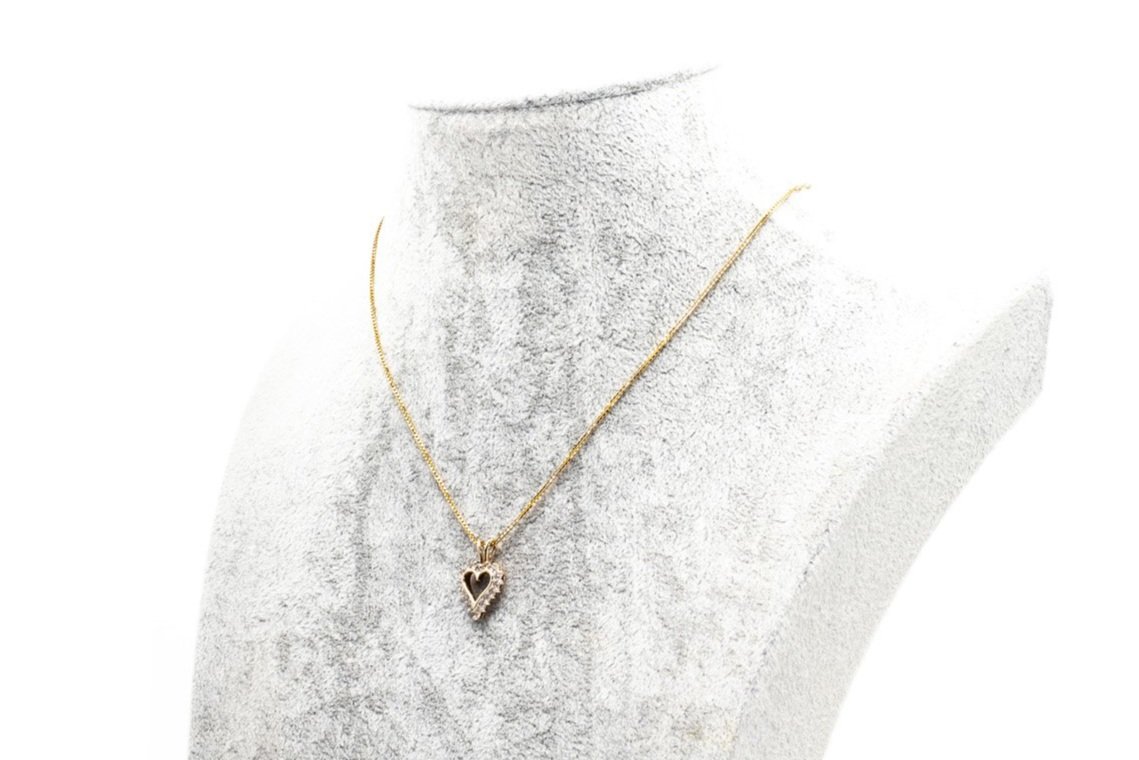 (S)Yellow Gold Single Cut Diamond Heart Pendant