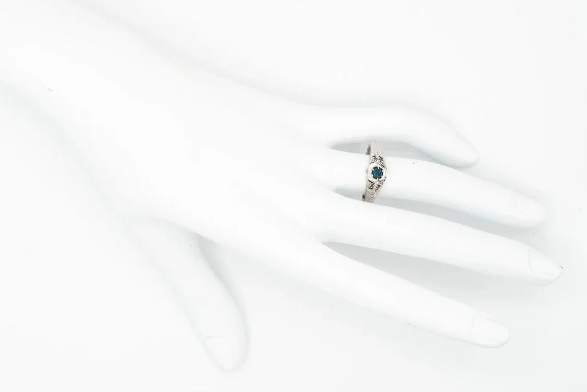 (H)White Gold Round Brilliant Cut Blue Diamond Engagement Ring