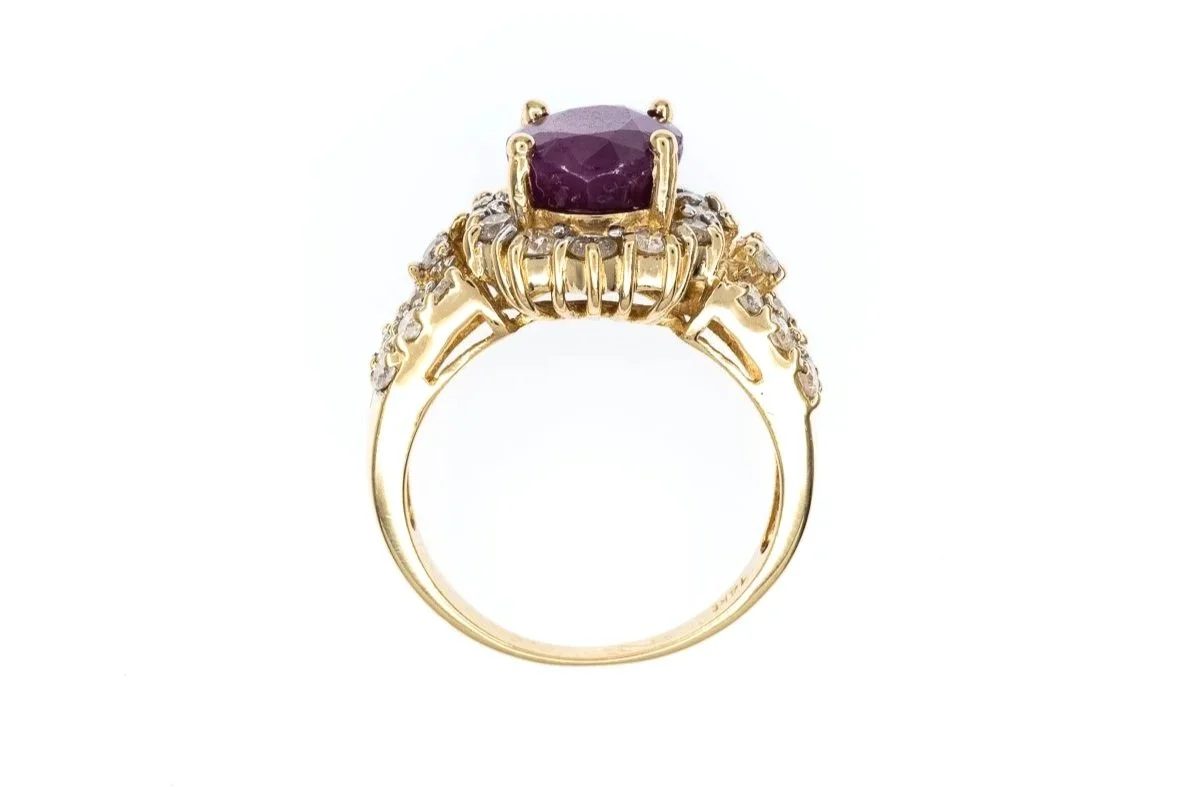 (F)Yellow Gold Round Brilliant Cut Diamond Ruby Cluster Gemstone Ring